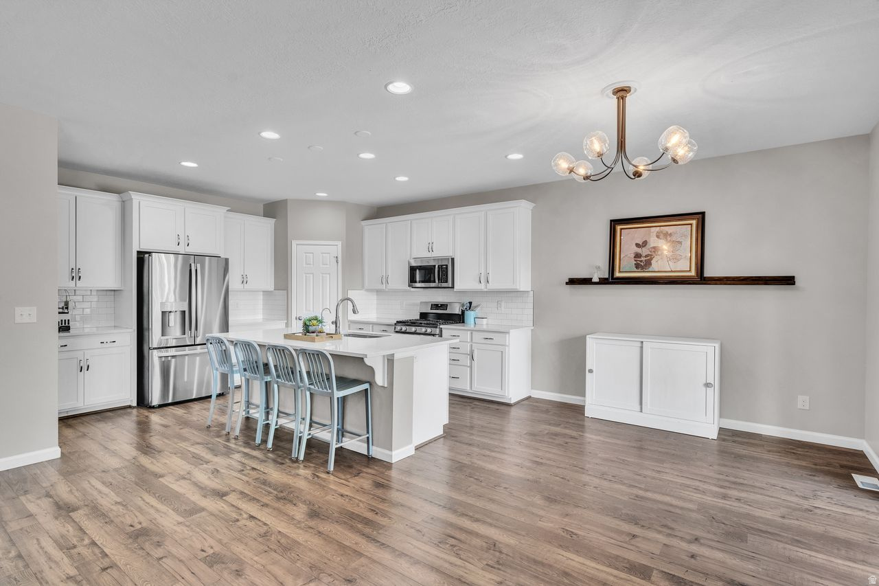 LAYTON SHORES - Residential