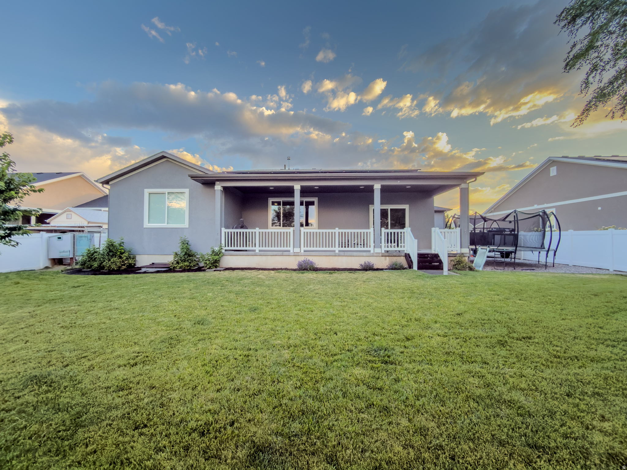 LAYTON SHORES - Residential