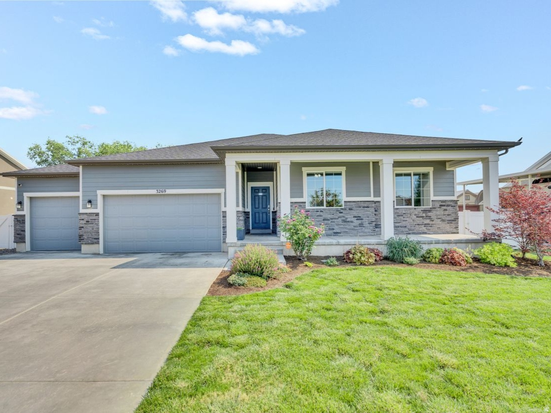 LAYTON SHORES - Residential