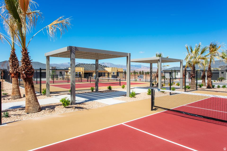 VILLAS AT SUN RIVER ST GEORGE PH 9 - Residential