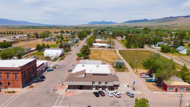 TOWNSITE OF DOWNEY - Commercial Sale