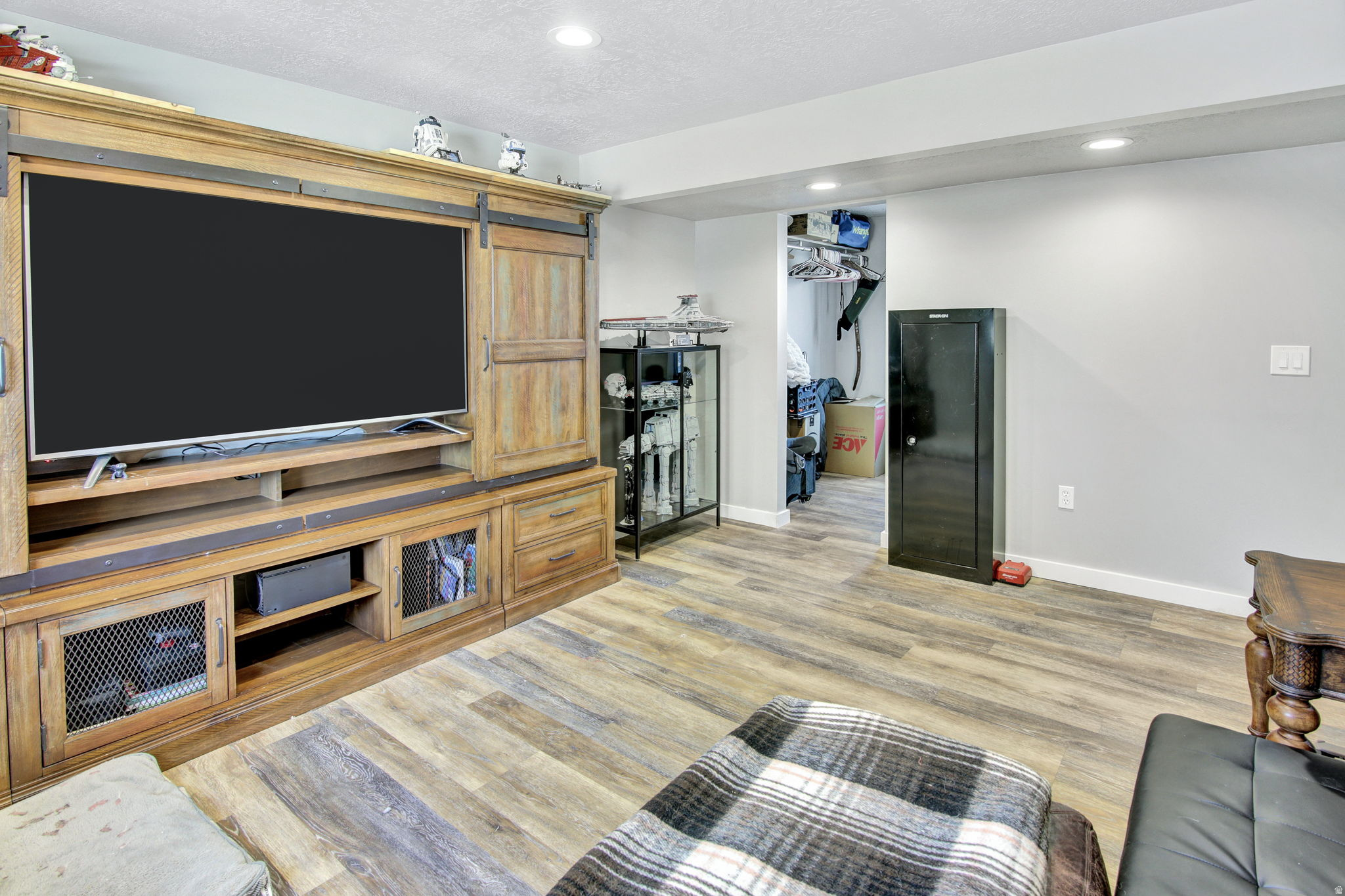 PARK MEADOWS - Residential