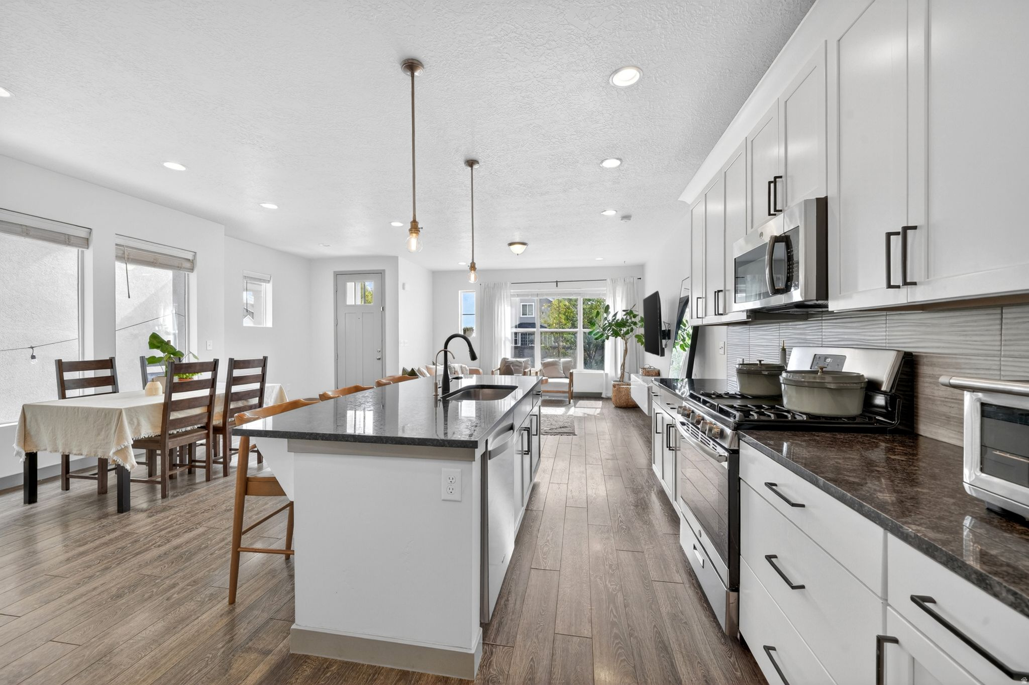HOLBROOK FARMS - Residential