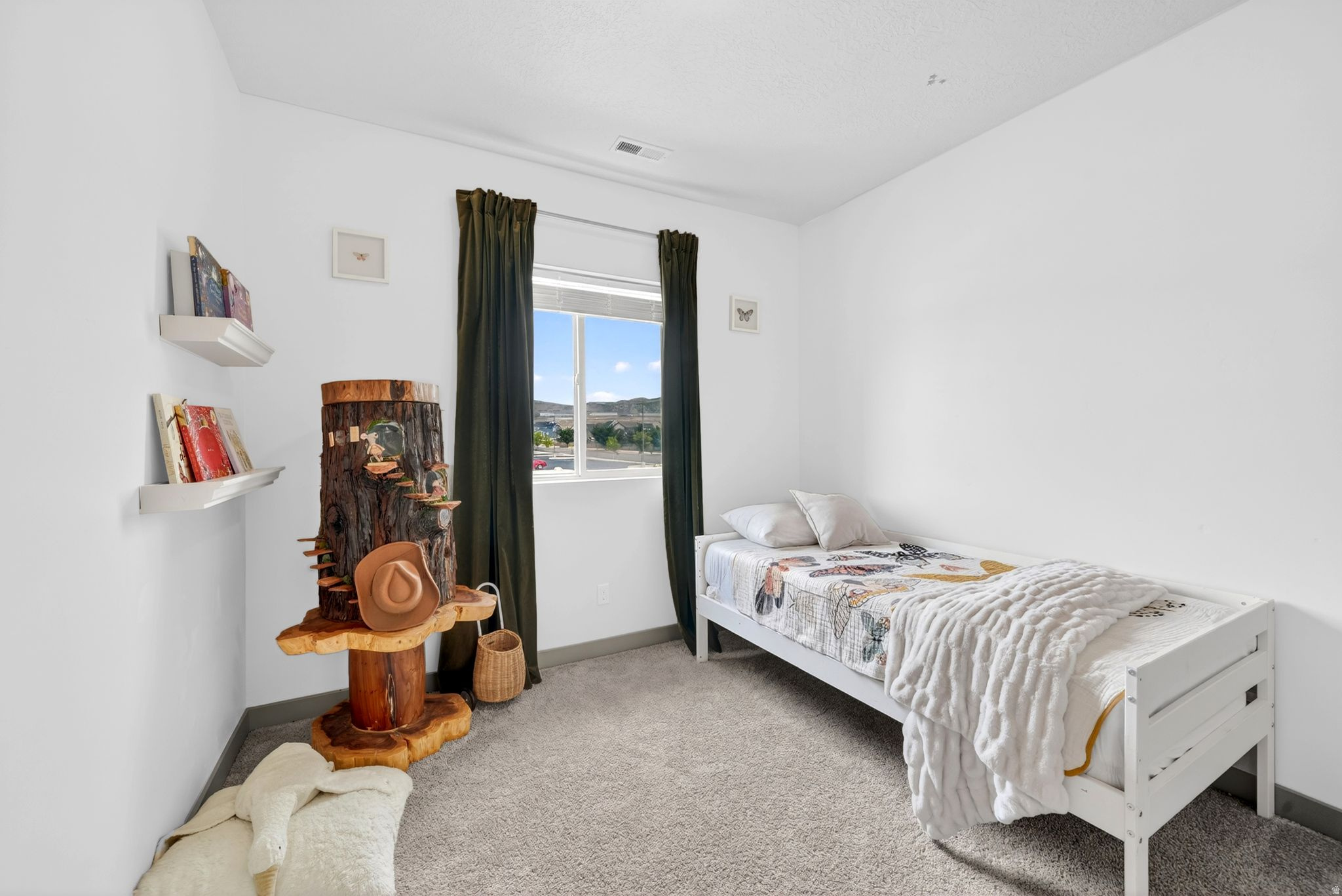 HOLBROOK FARMS - Residential