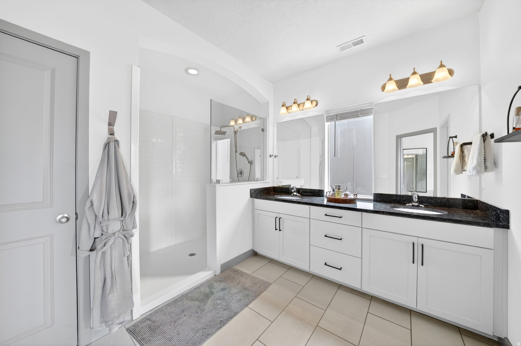 HOLBROOK FARMS - Residential