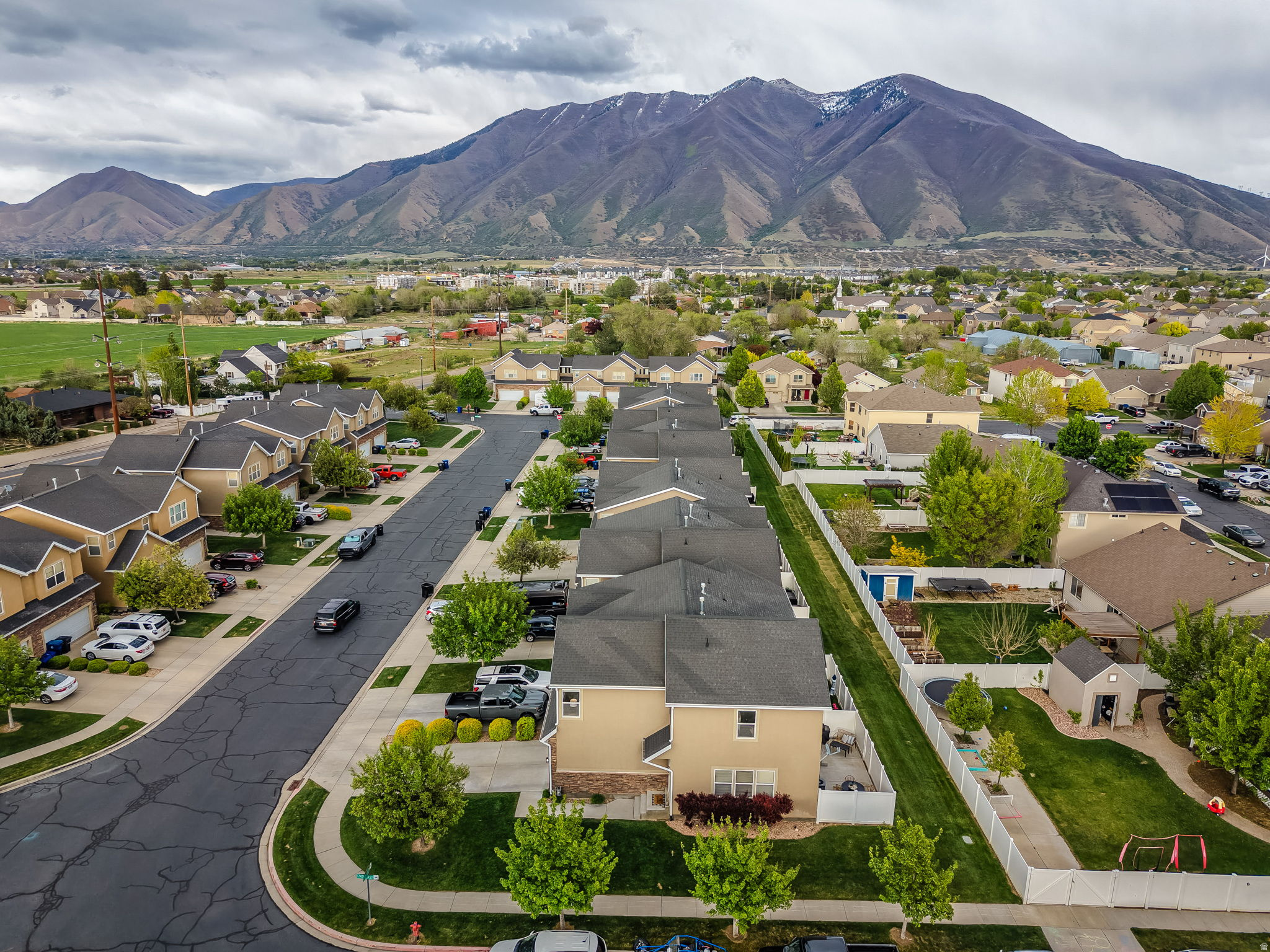 SPANISH VISTA - Residential
