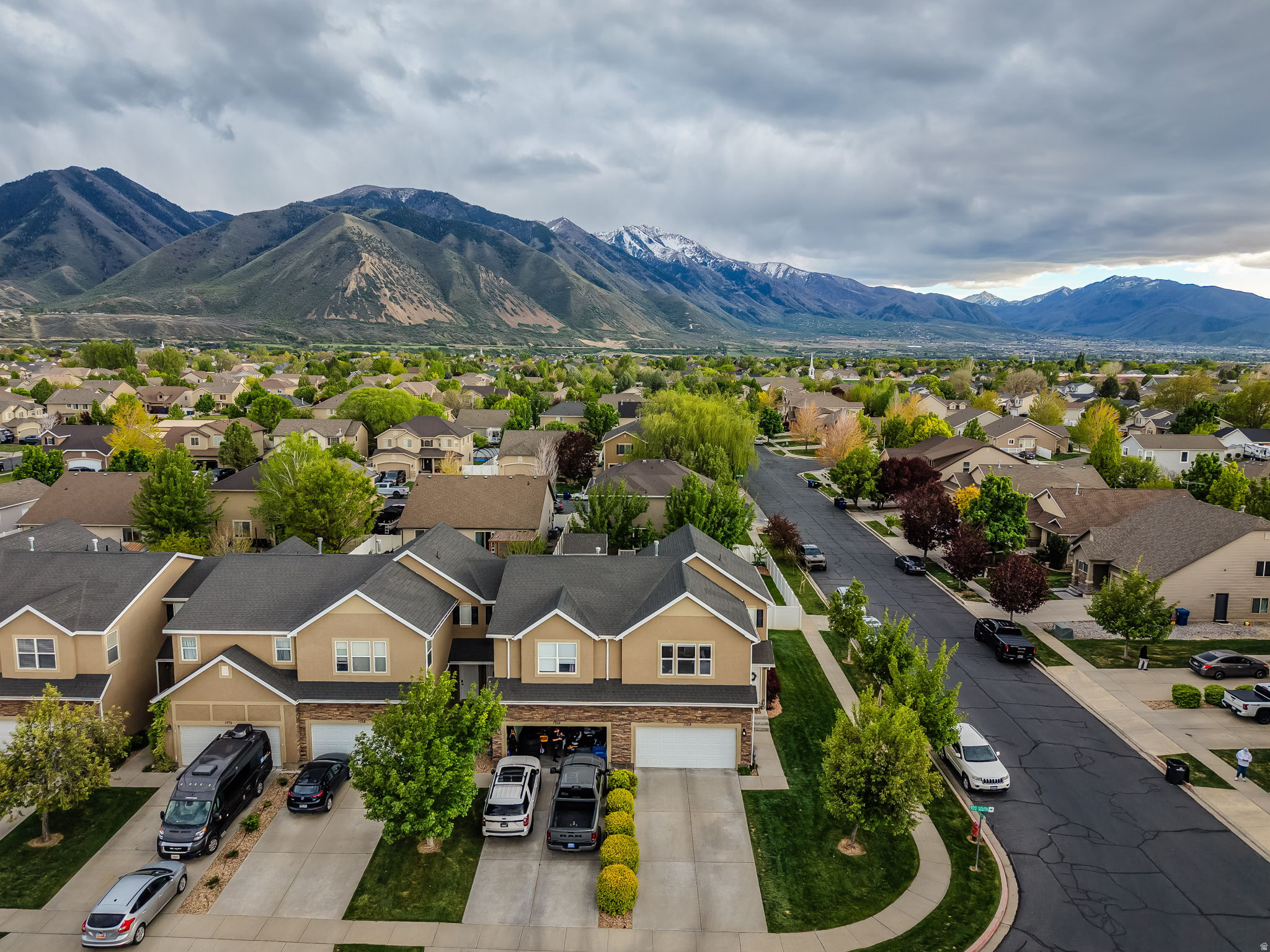 SPANISH VISTA - Residential