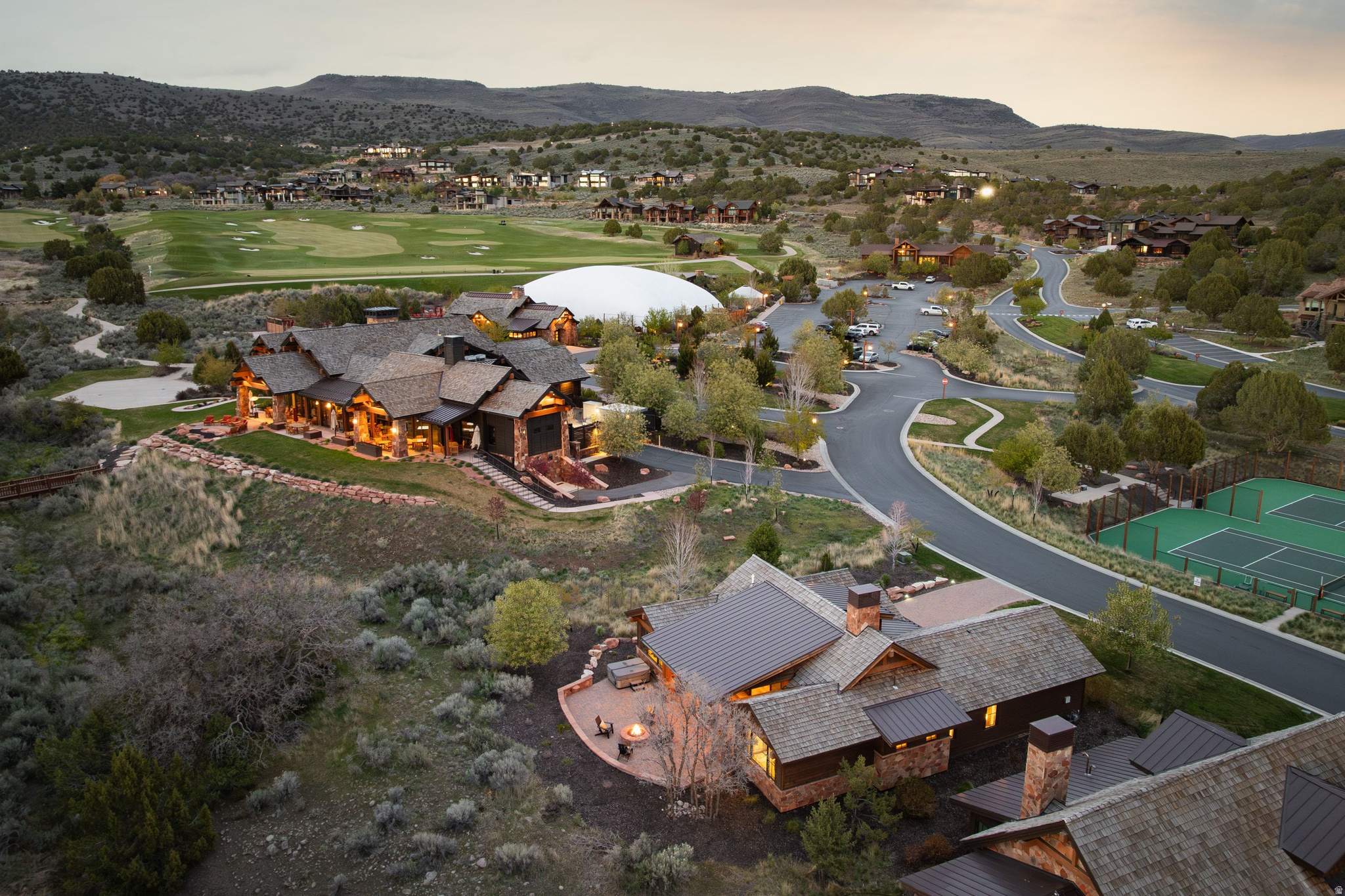 RED LEDGES - Residential