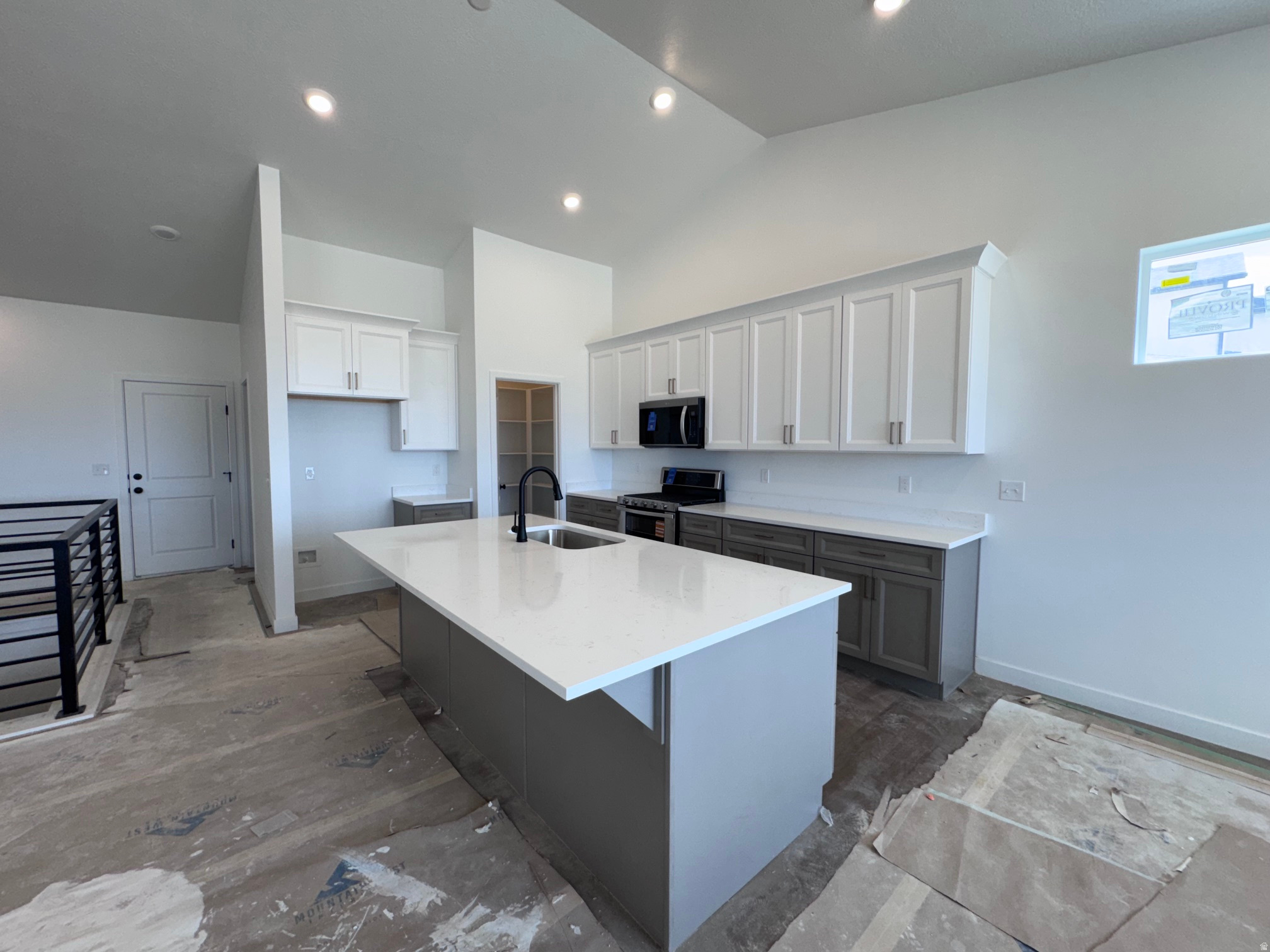 SCARLET RIDGE - Residential