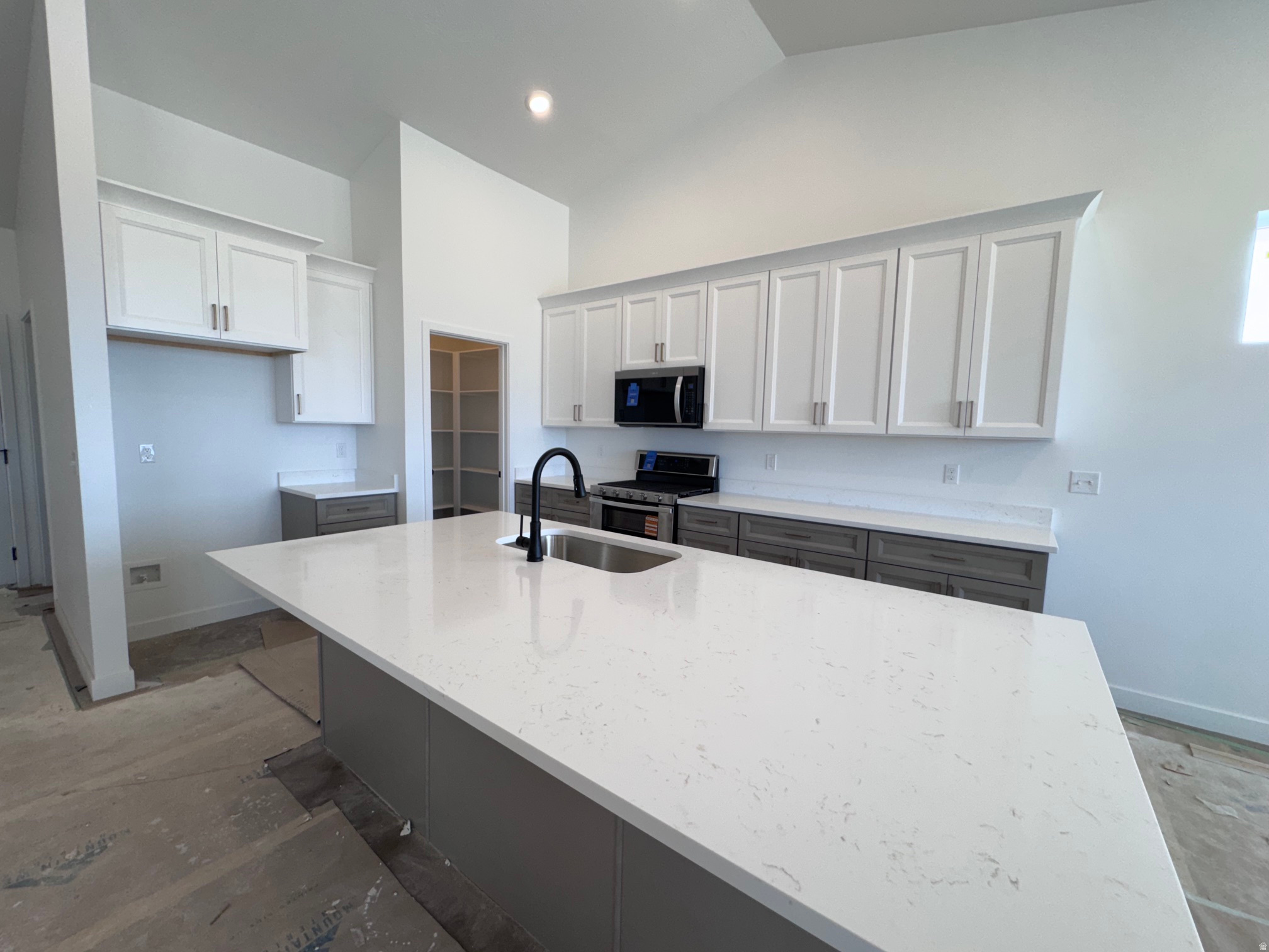 SCARLET RIDGE - Residential