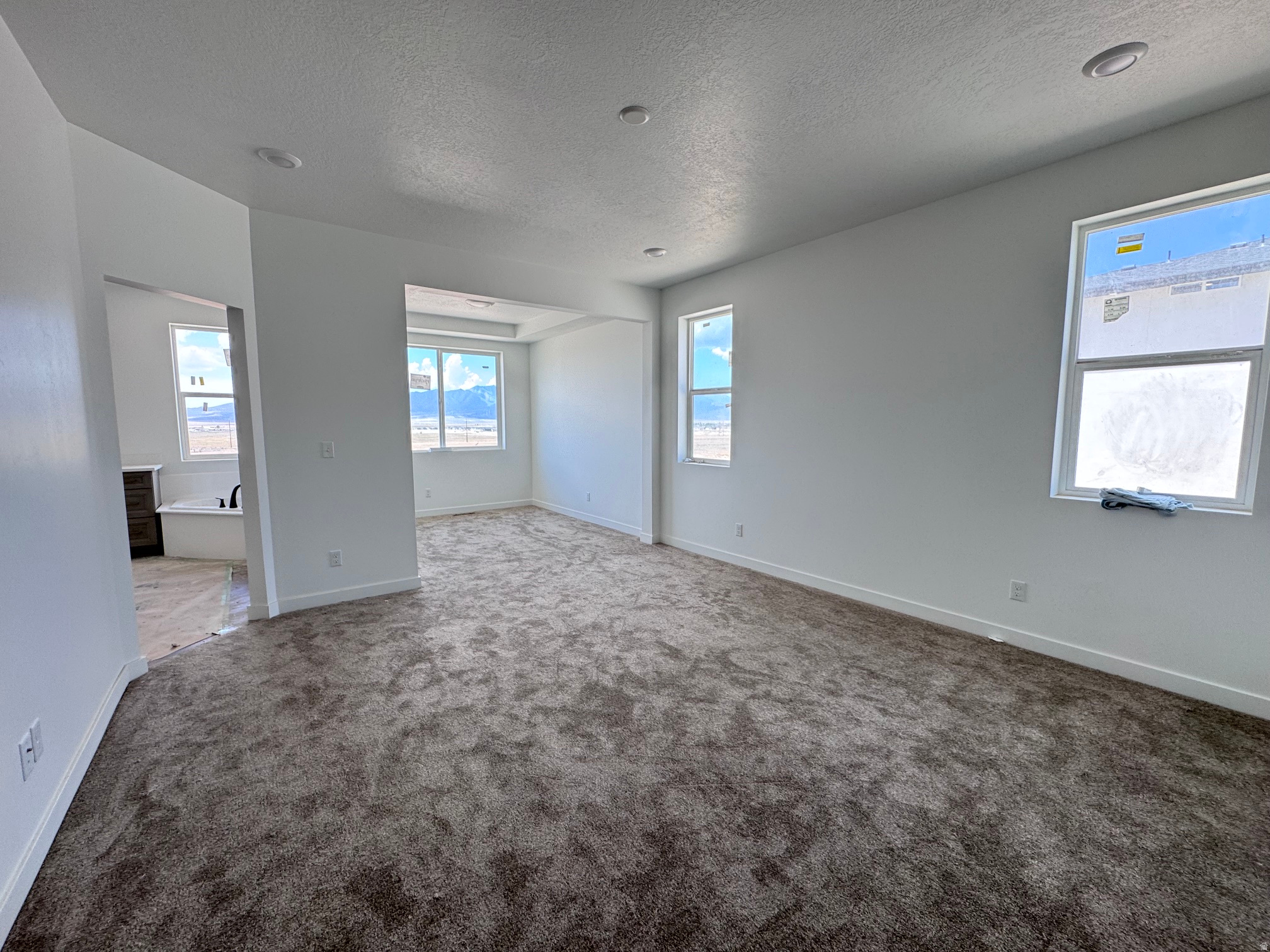 SCARLET RIDGE - Residential
