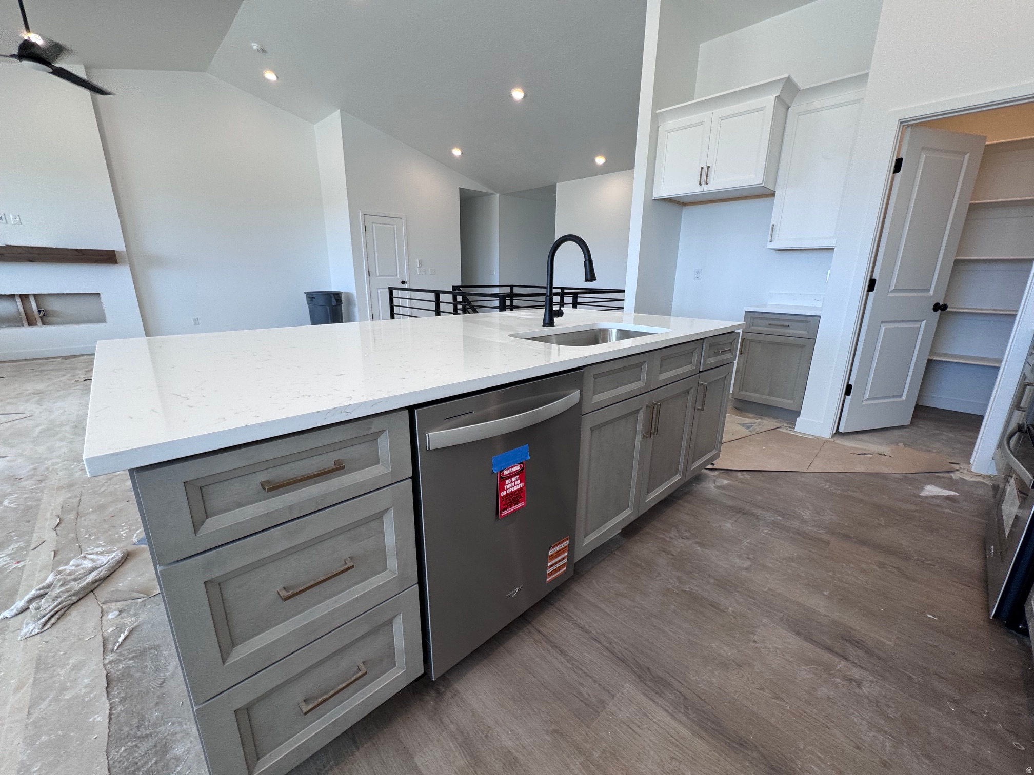SCARLET RIDGE - Residential