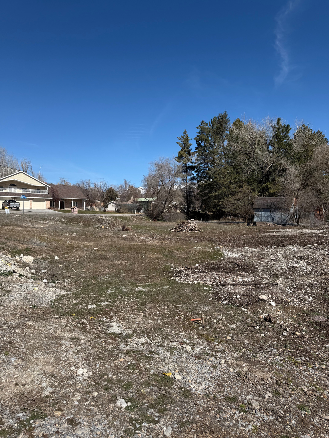 RAYLEEN ACRES - Land