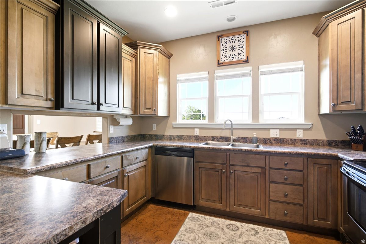 BLACK HORSE RUN - Residential