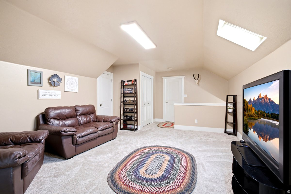 BLACK HORSE RUN - Residential
