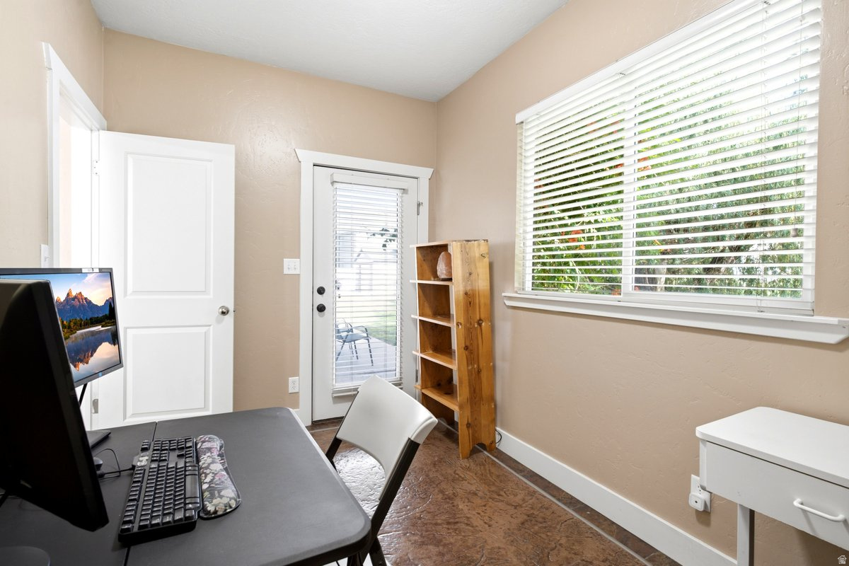 BLACK HORSE RUN - Residential