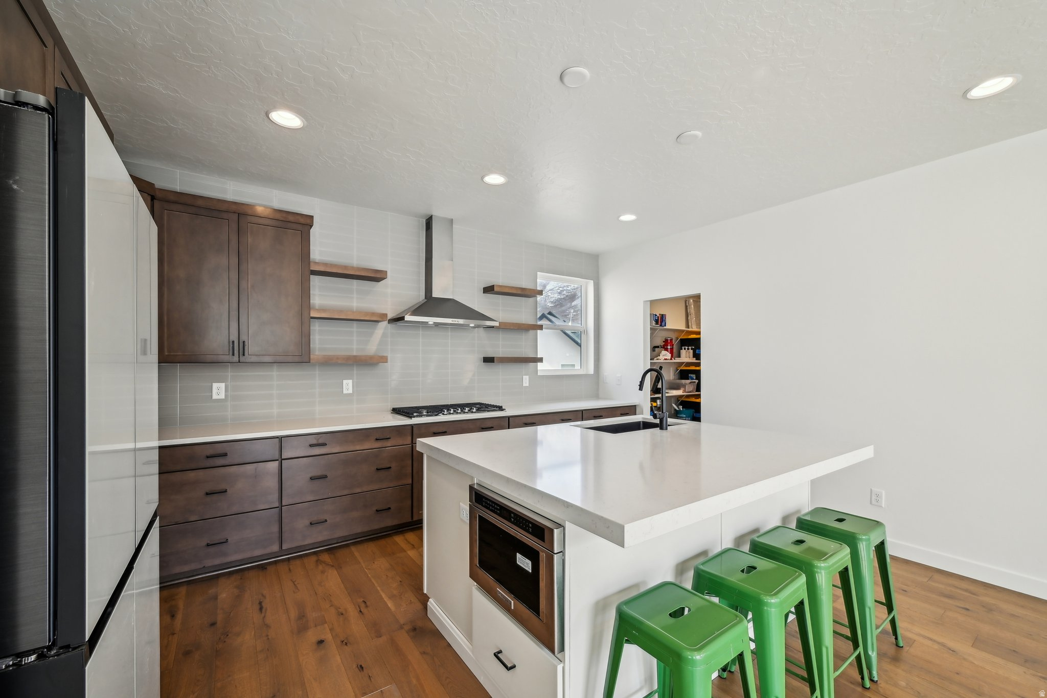 CANYON POINT - Residential