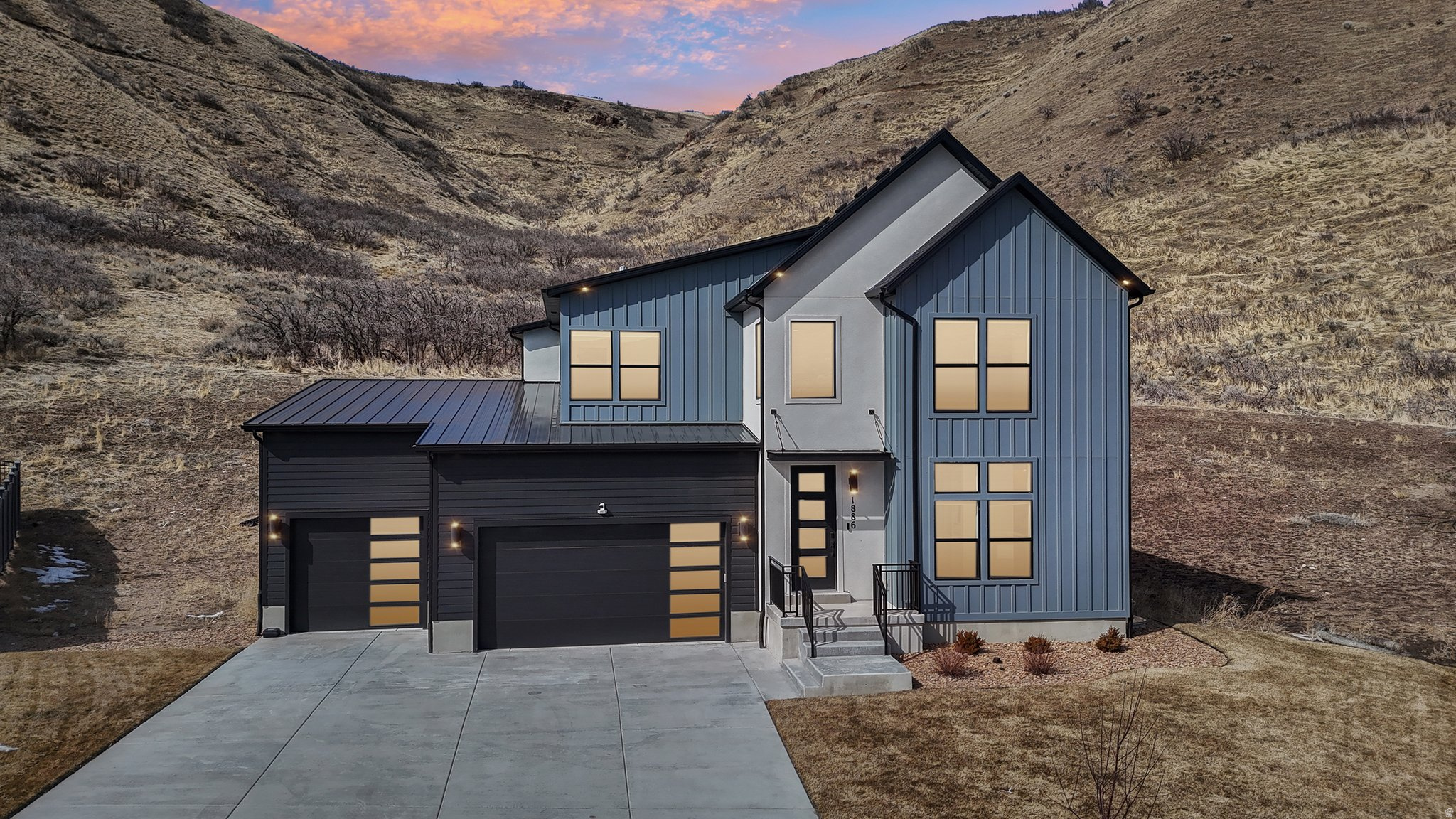 CANYON POINT - Residential