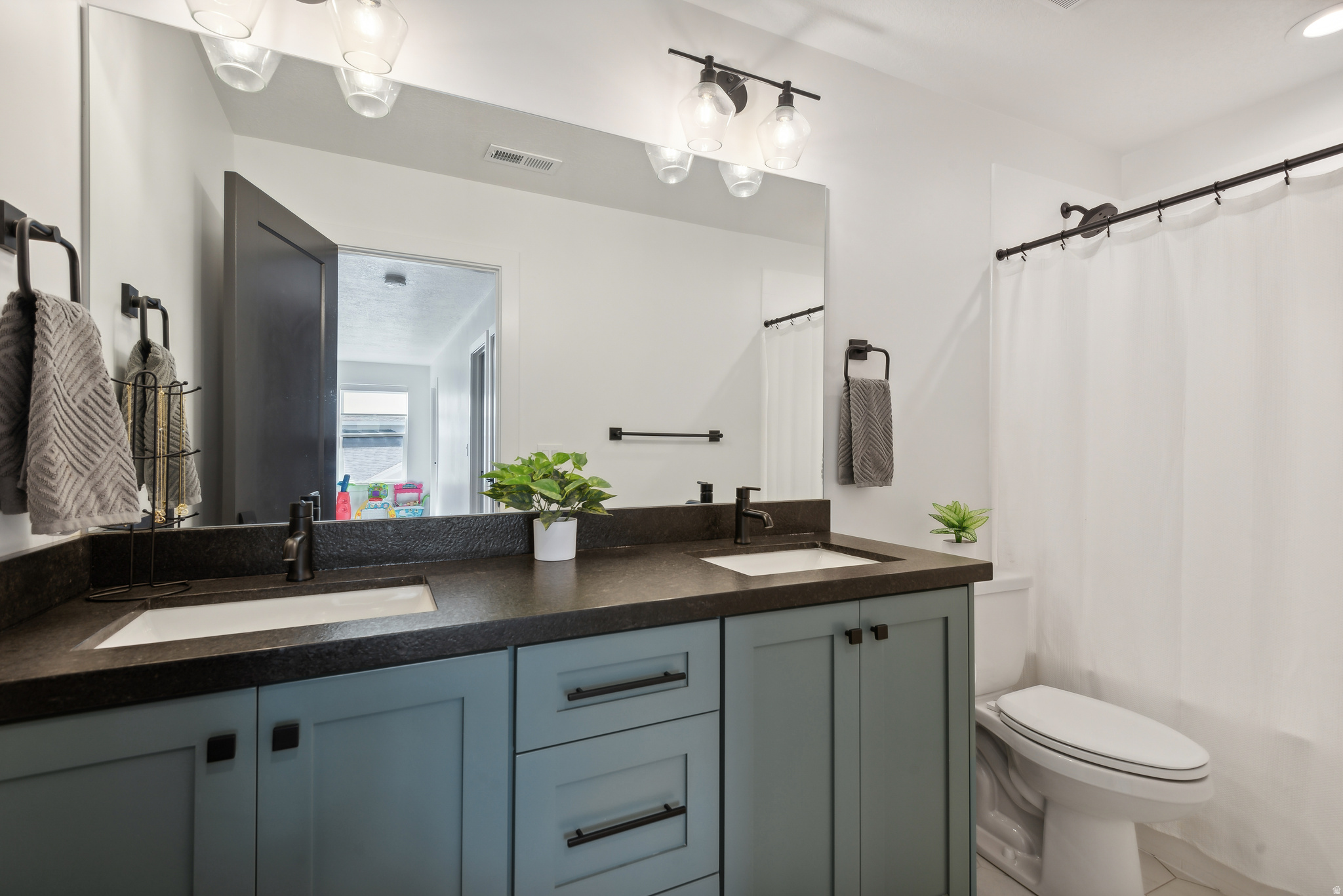 CATALINA BAY - Residential