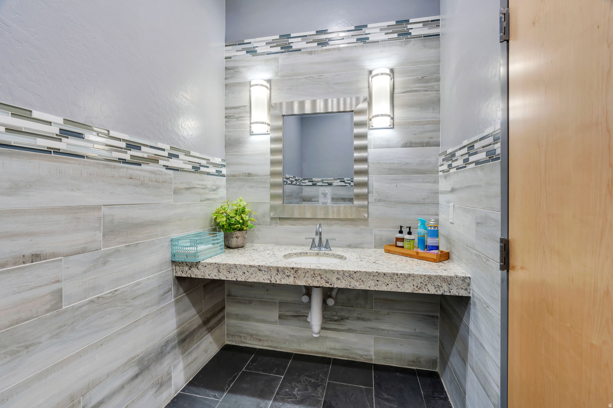 PAYSON PROFESSIONAL PLAZA CONDOS - Commercial Sale