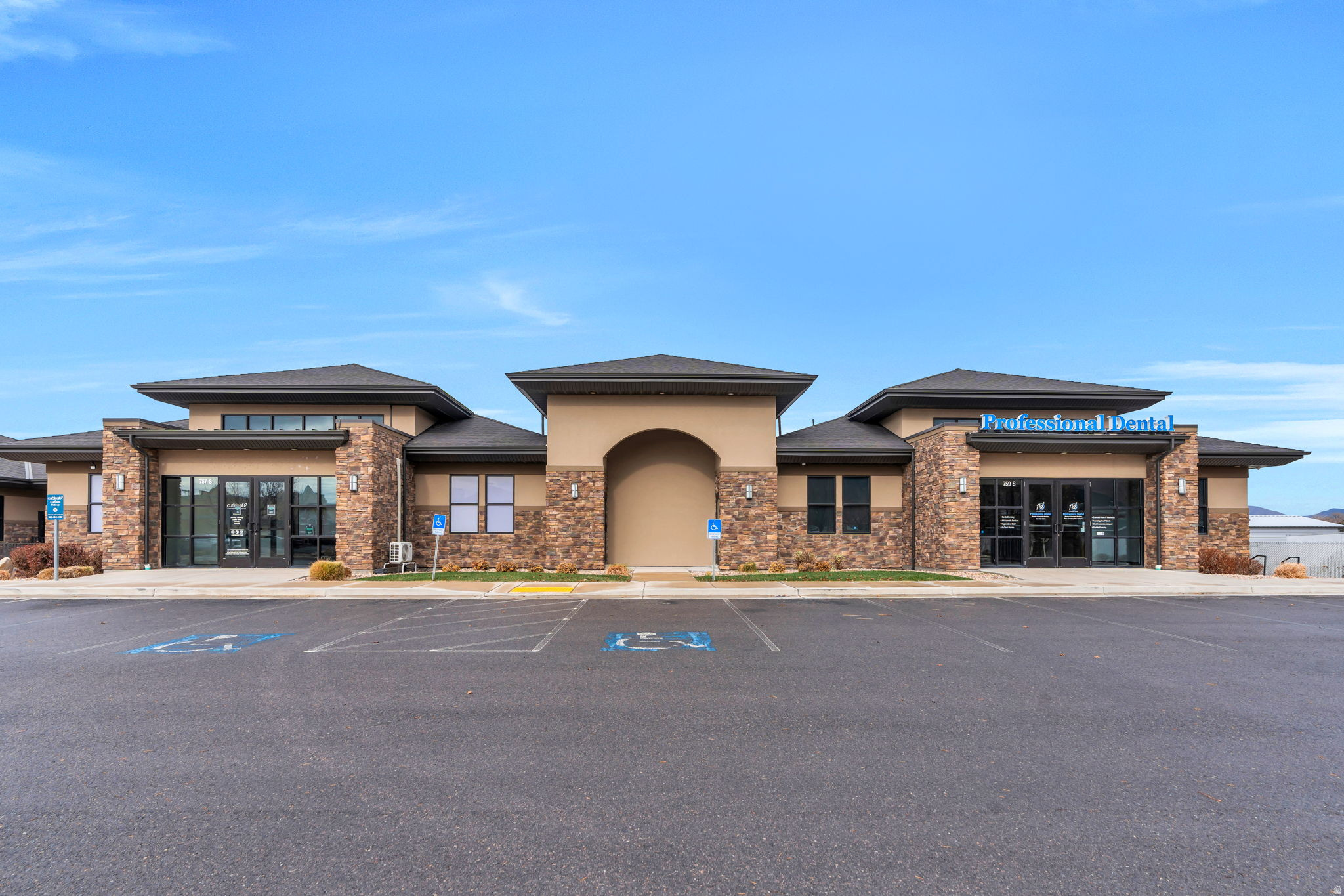 PAYSON PROFESSIONAL PLAZA CONDOS - Commercial Sale