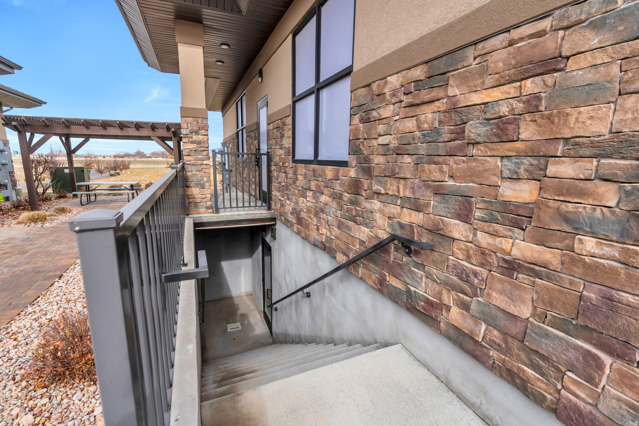 PAYSON PROFESSIONAL PLAZA CONDOS - Commercial Sale