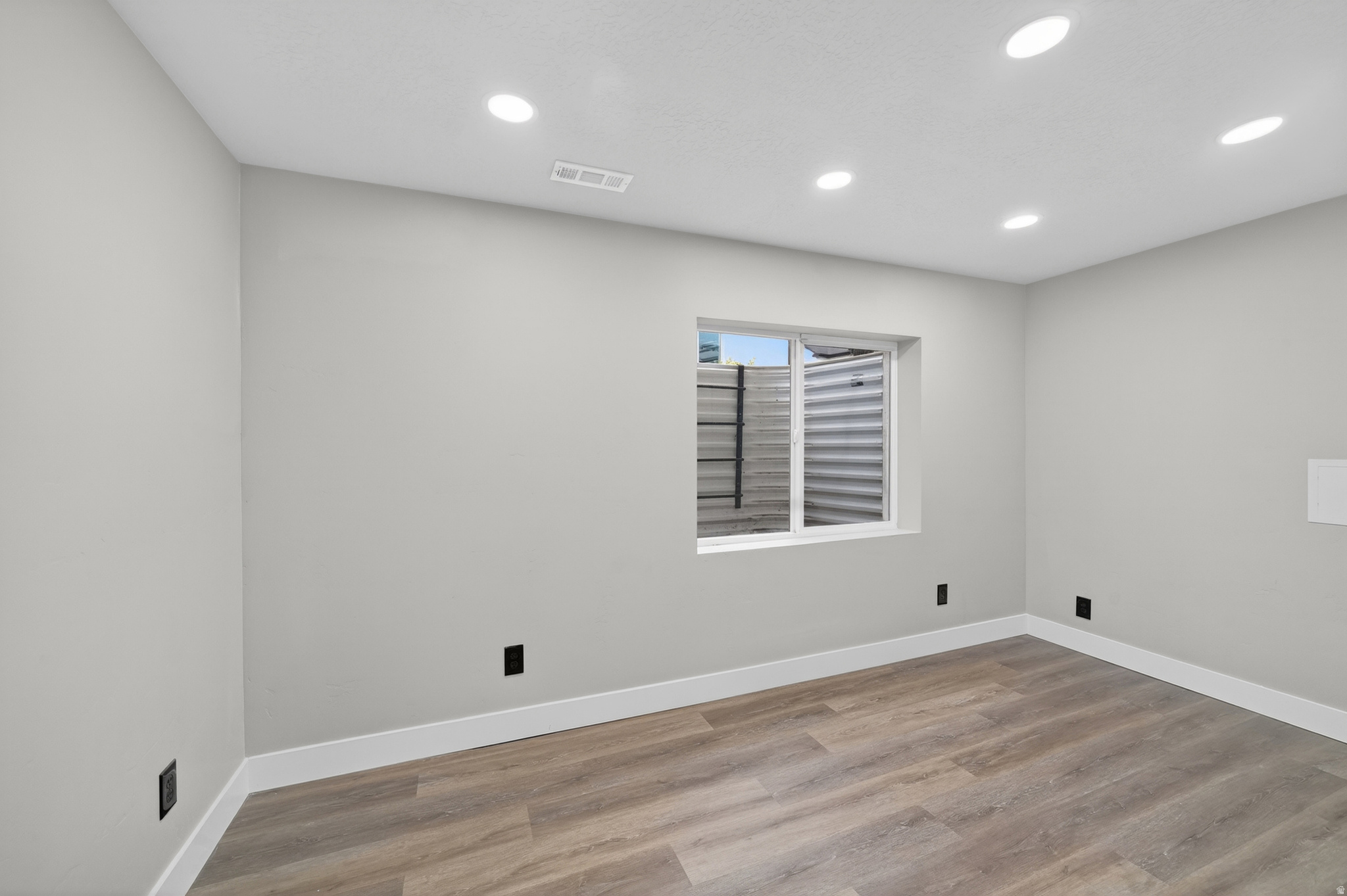 MOUNTAIN RIDGE - Residential