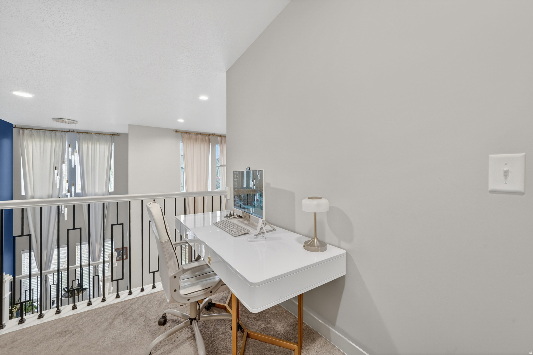 MOUNTAIN RIDGE - Residential