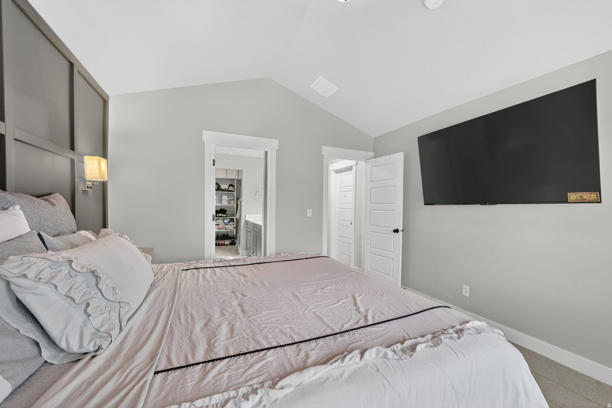 MOUNTAIN RIDGE - Residential
