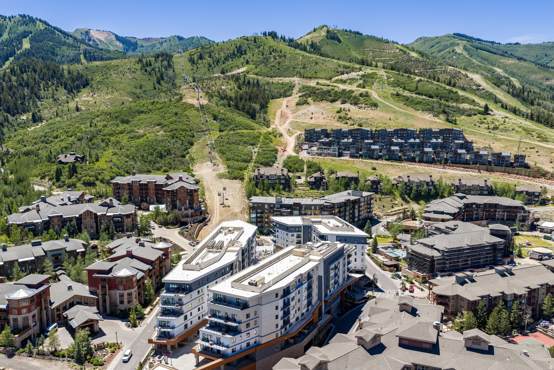 RC17 RESD AND COMMERCIAL CONDOS - Residential