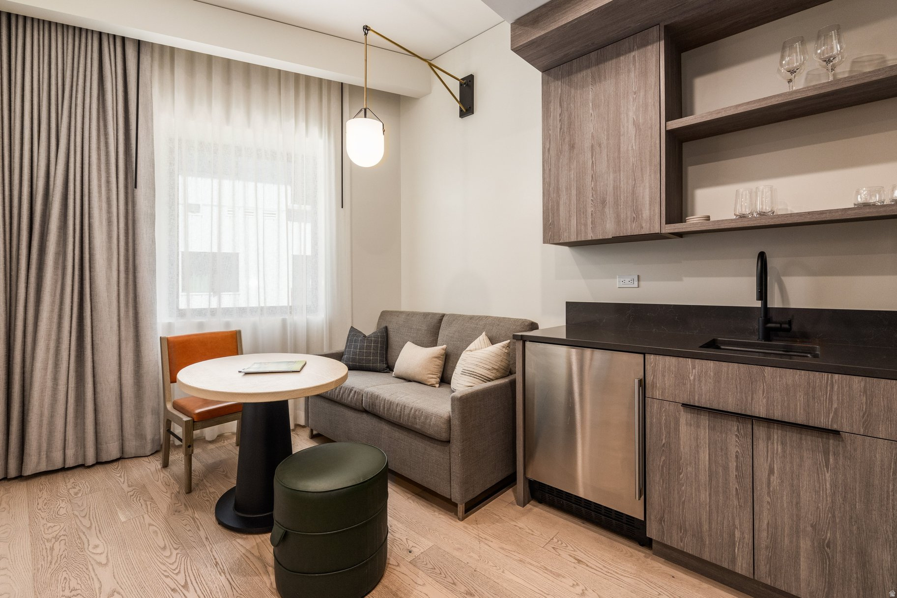 RC17 RESD AND COMMERCIAL CONDOS - Residential