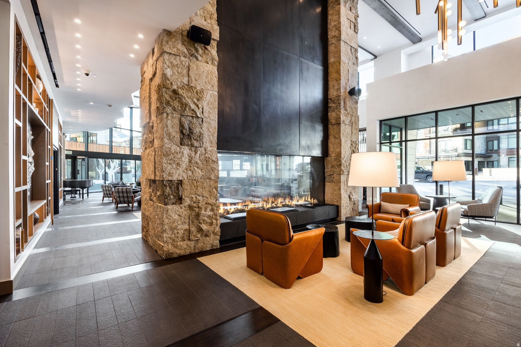 RC17 RESD AND COMMERCIAL CONDOS - Residential