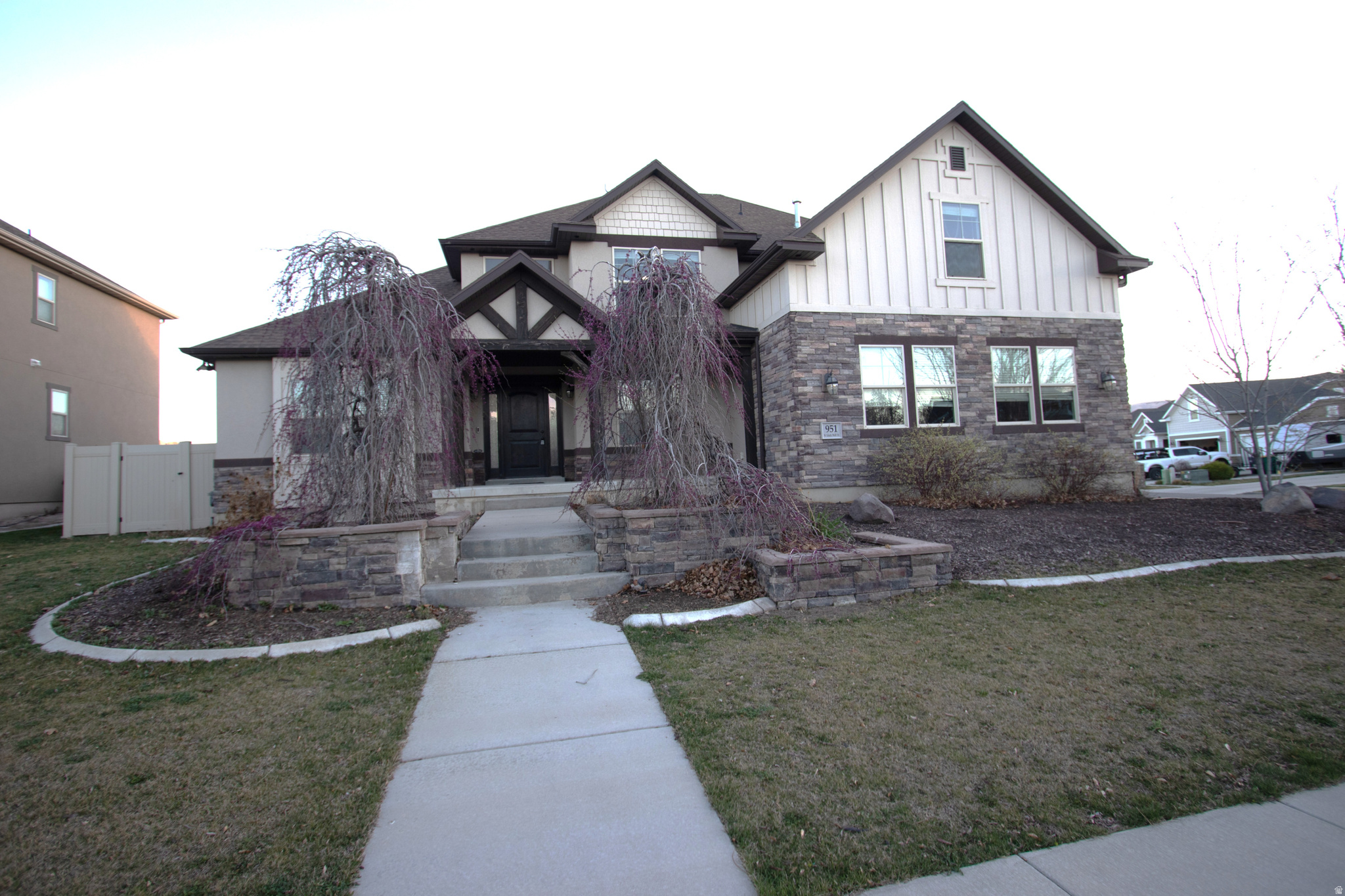 SPRING VIEW FARMS - Residential
