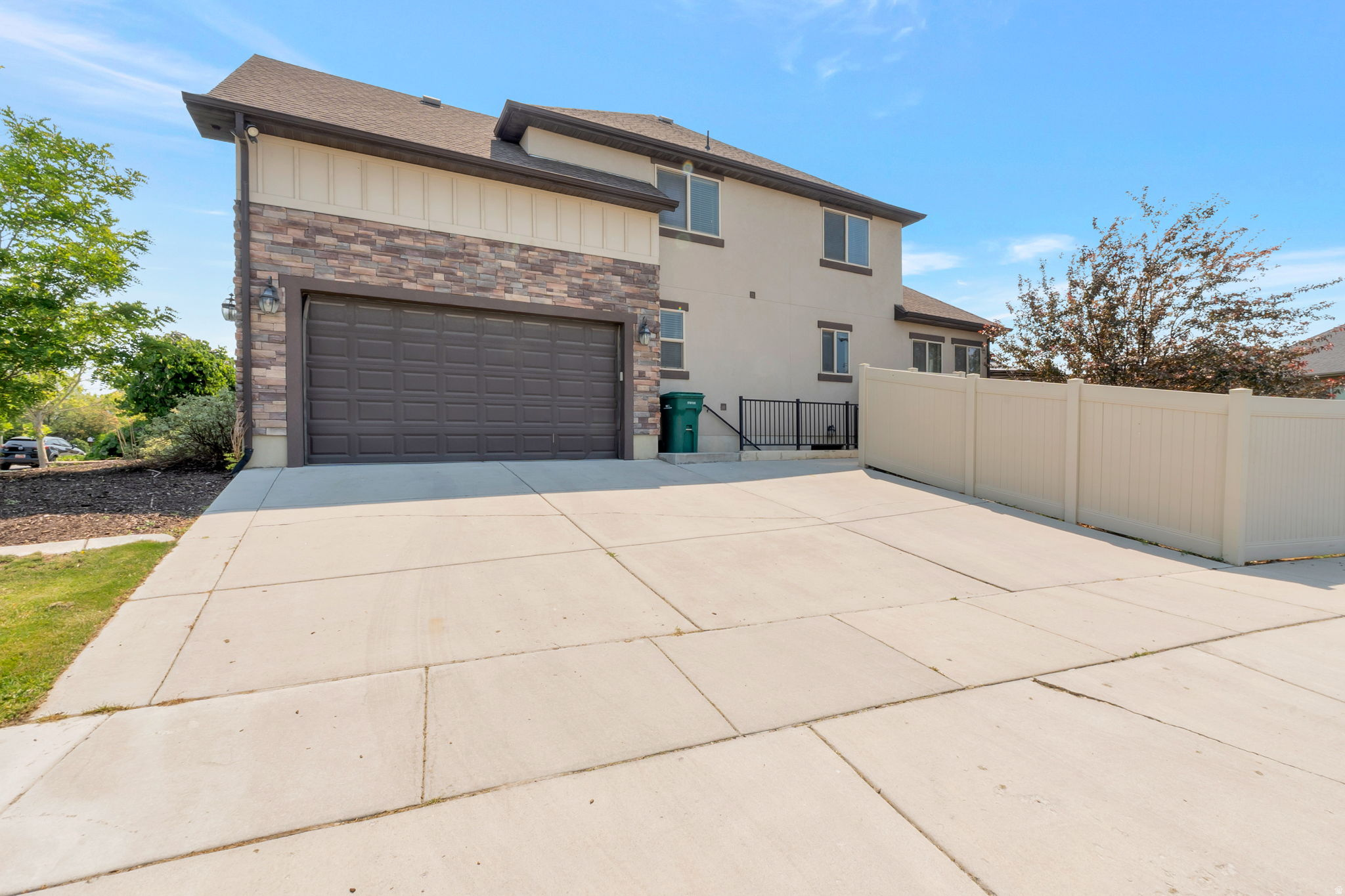 SPRING VIEW FARMS - Residential