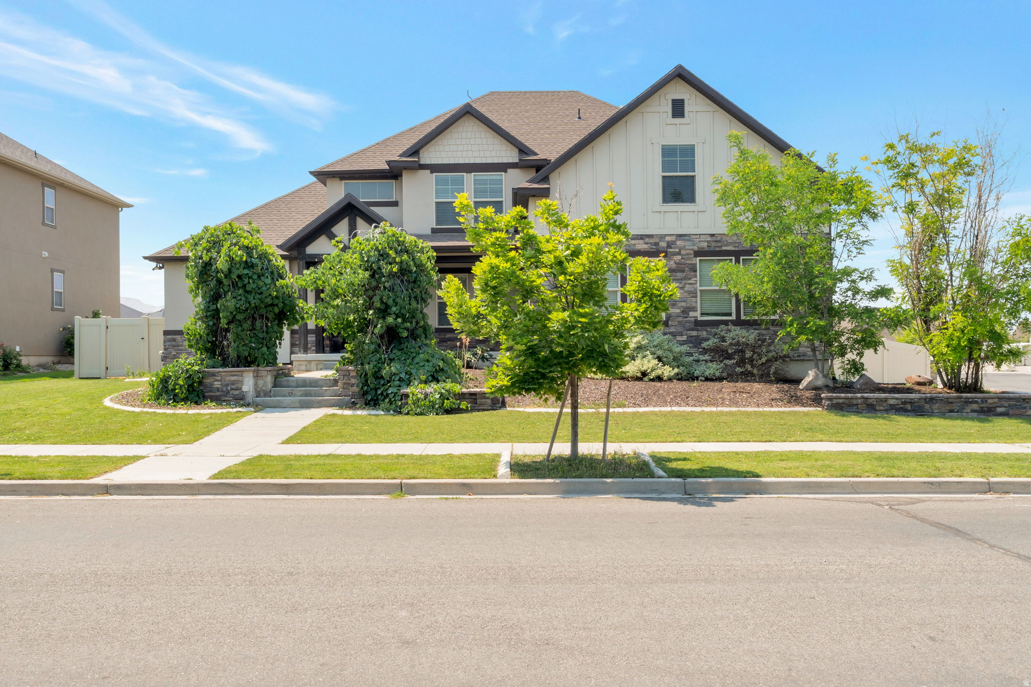 Located in the sought-after Springview Farms community of Bluffdale. This home offers a perfect blend of modern comfort, expansive living space, and stunning mountain views. This home features 5 bedrooms and 2.5 bathrooms, vaulted ceilings, and a fiber glass pool. Located minutes away from the silicone slopes.