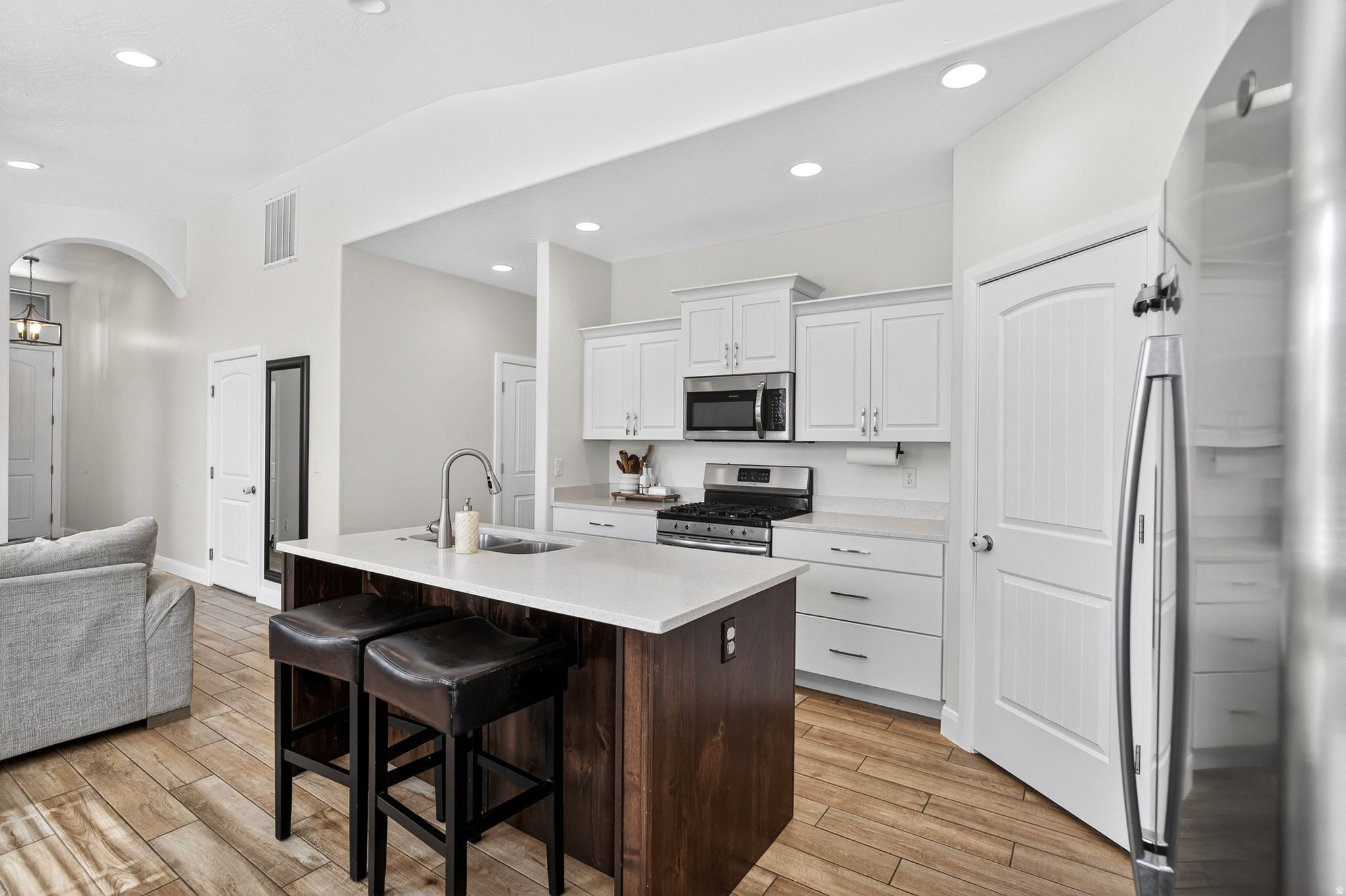 ZIONS GATE ESTATES PH 3 - Residential