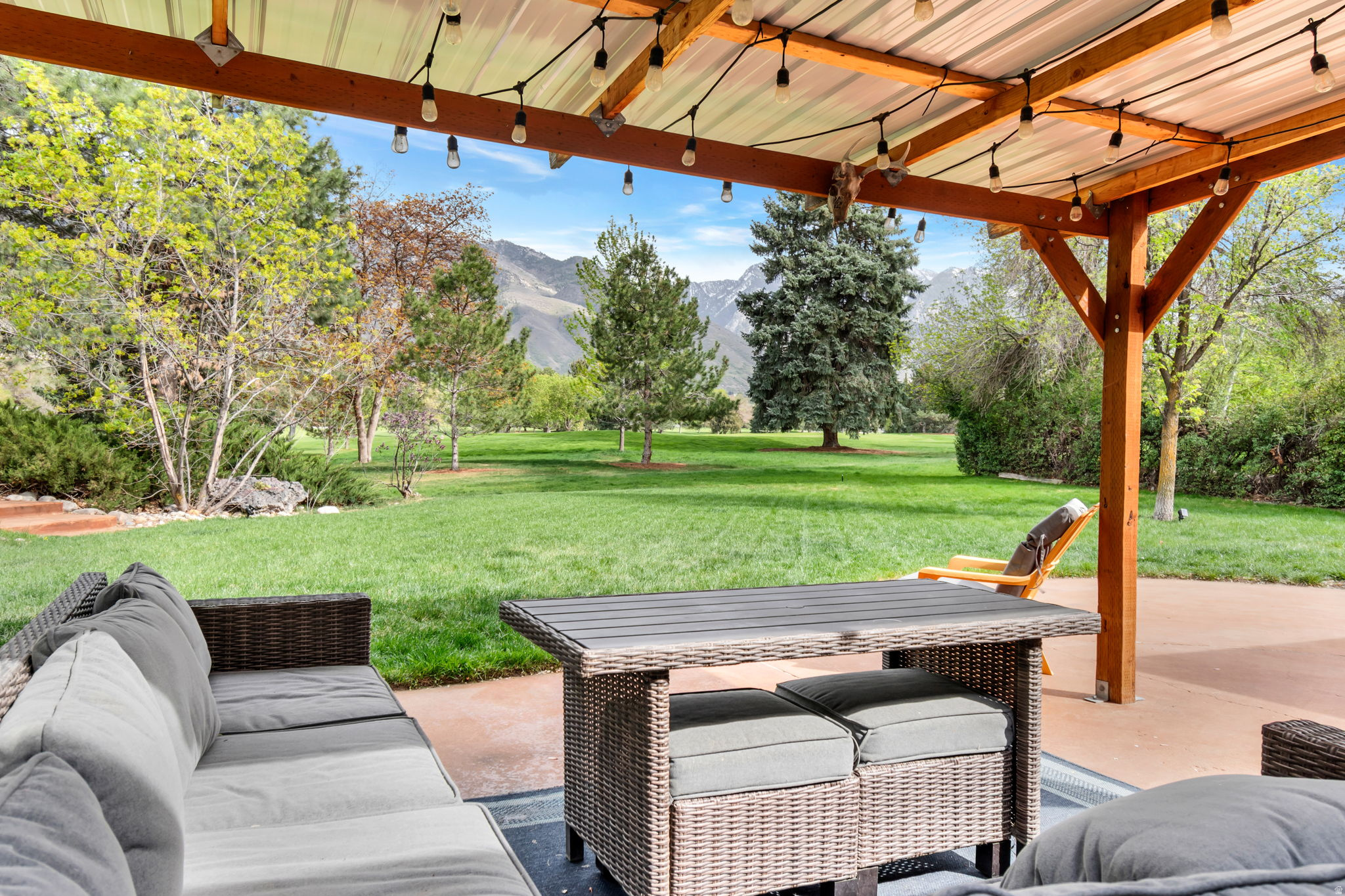 WILLOW CREEK - Residential