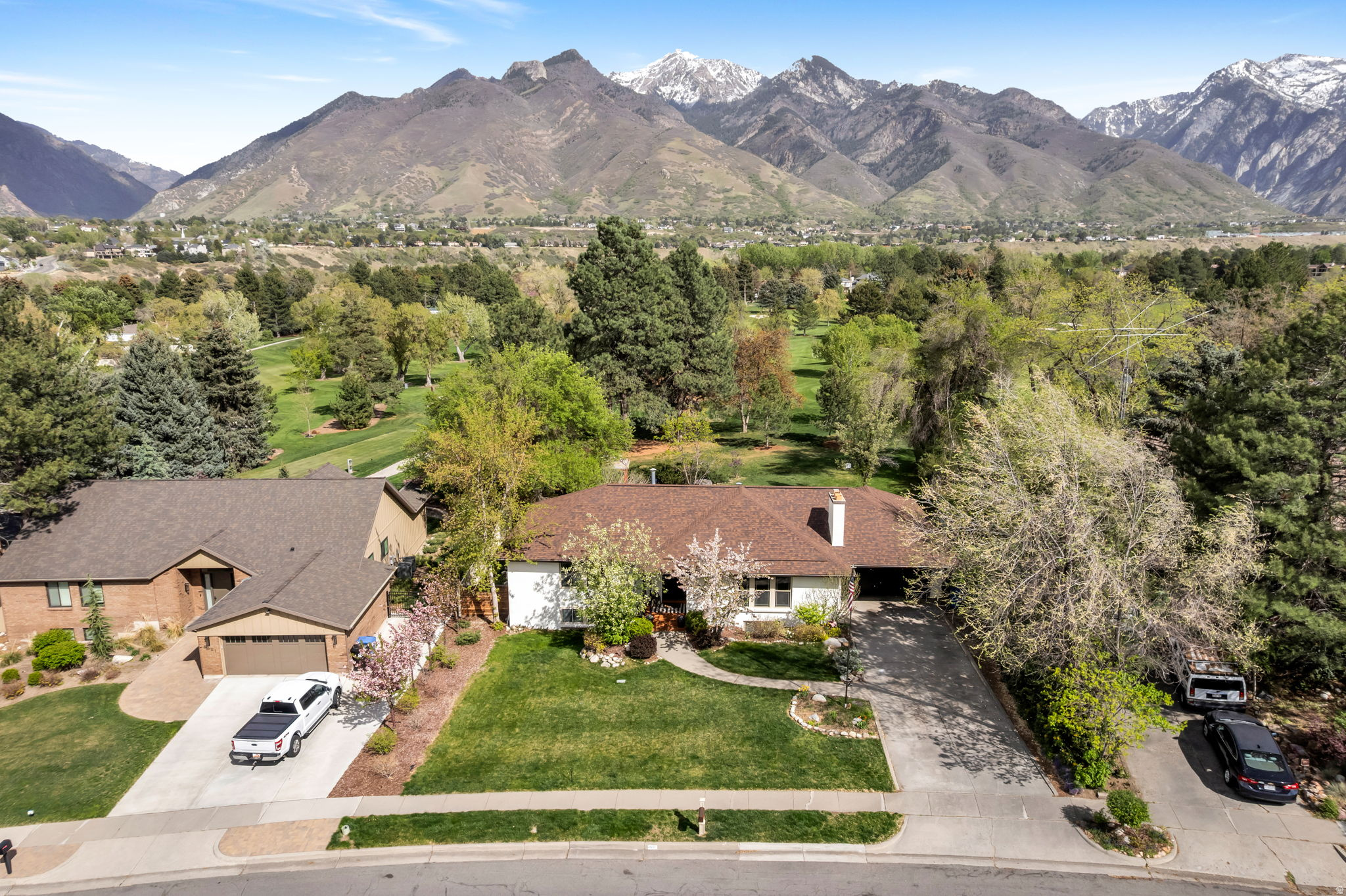 WILLOW CREEK - Residential
