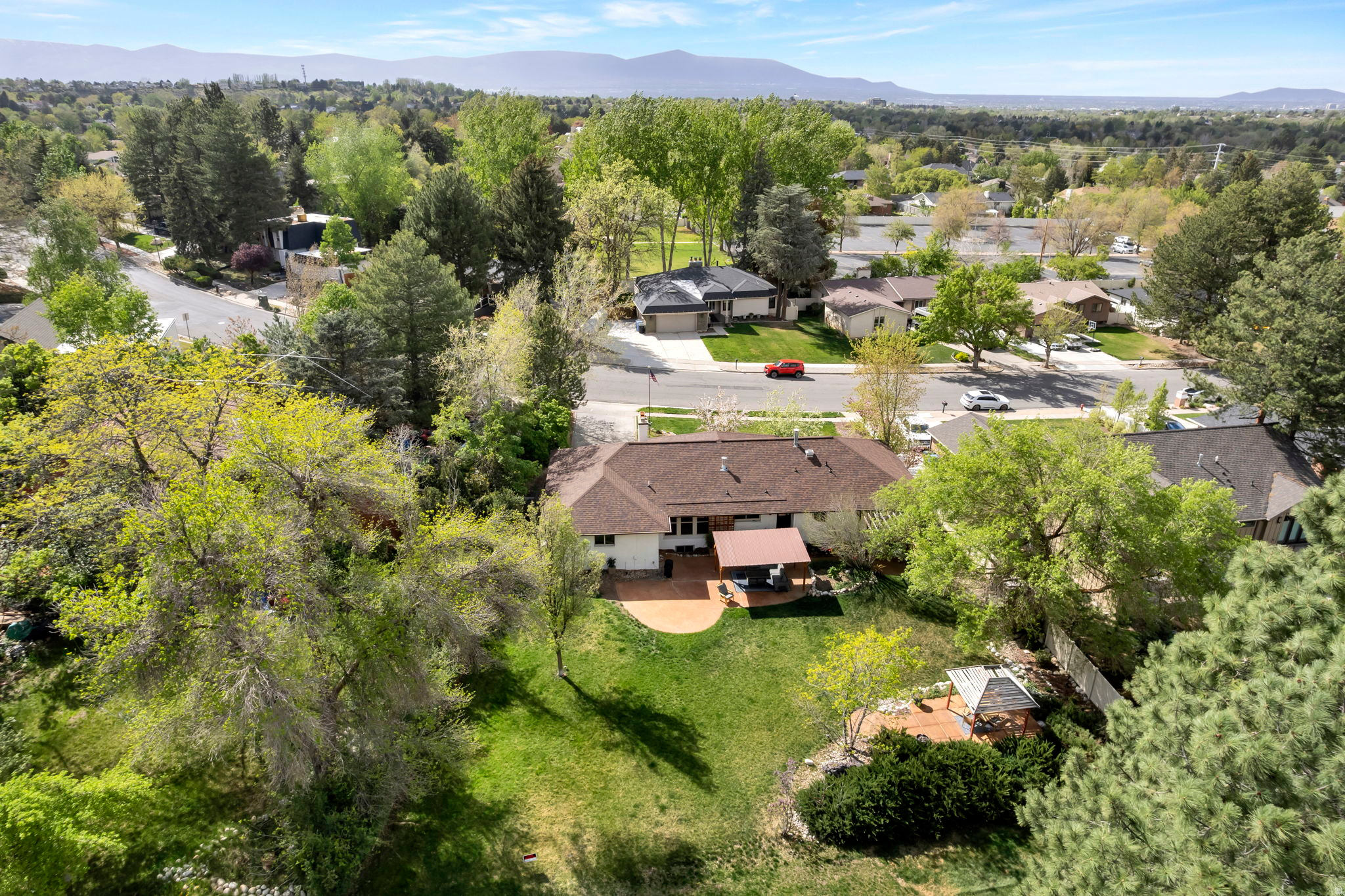 WILLOW CREEK - Residential