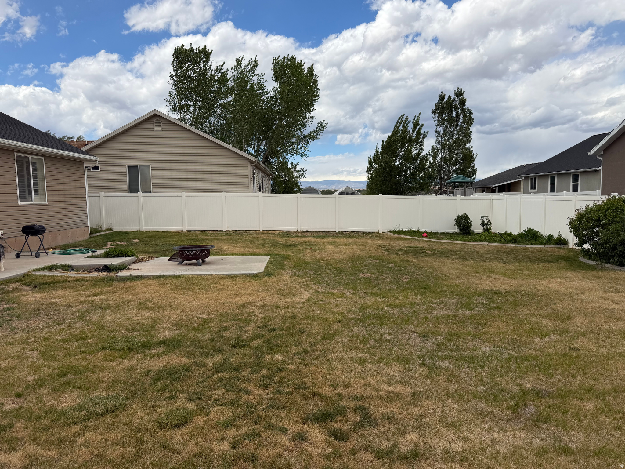 BRIGHTON FARMS - Residential