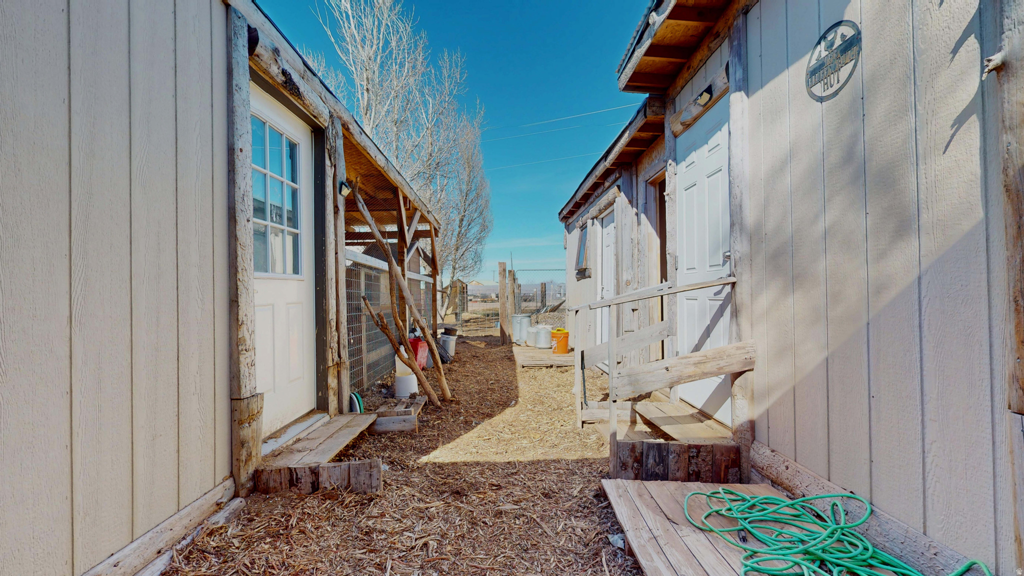RAINBOW RANCHOS - Residential
