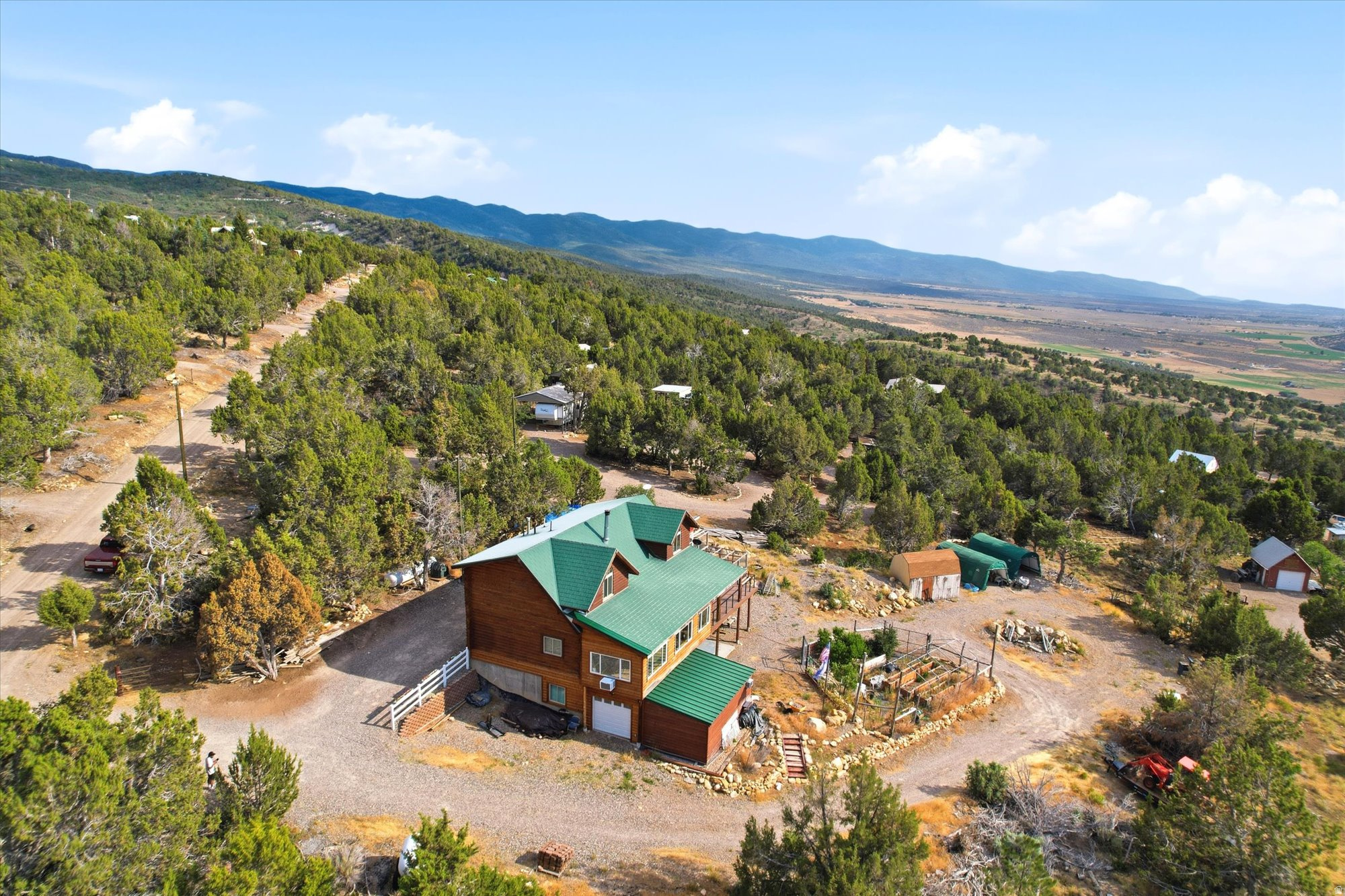 SKYLINE MOUNTAIN RESORT - Residential