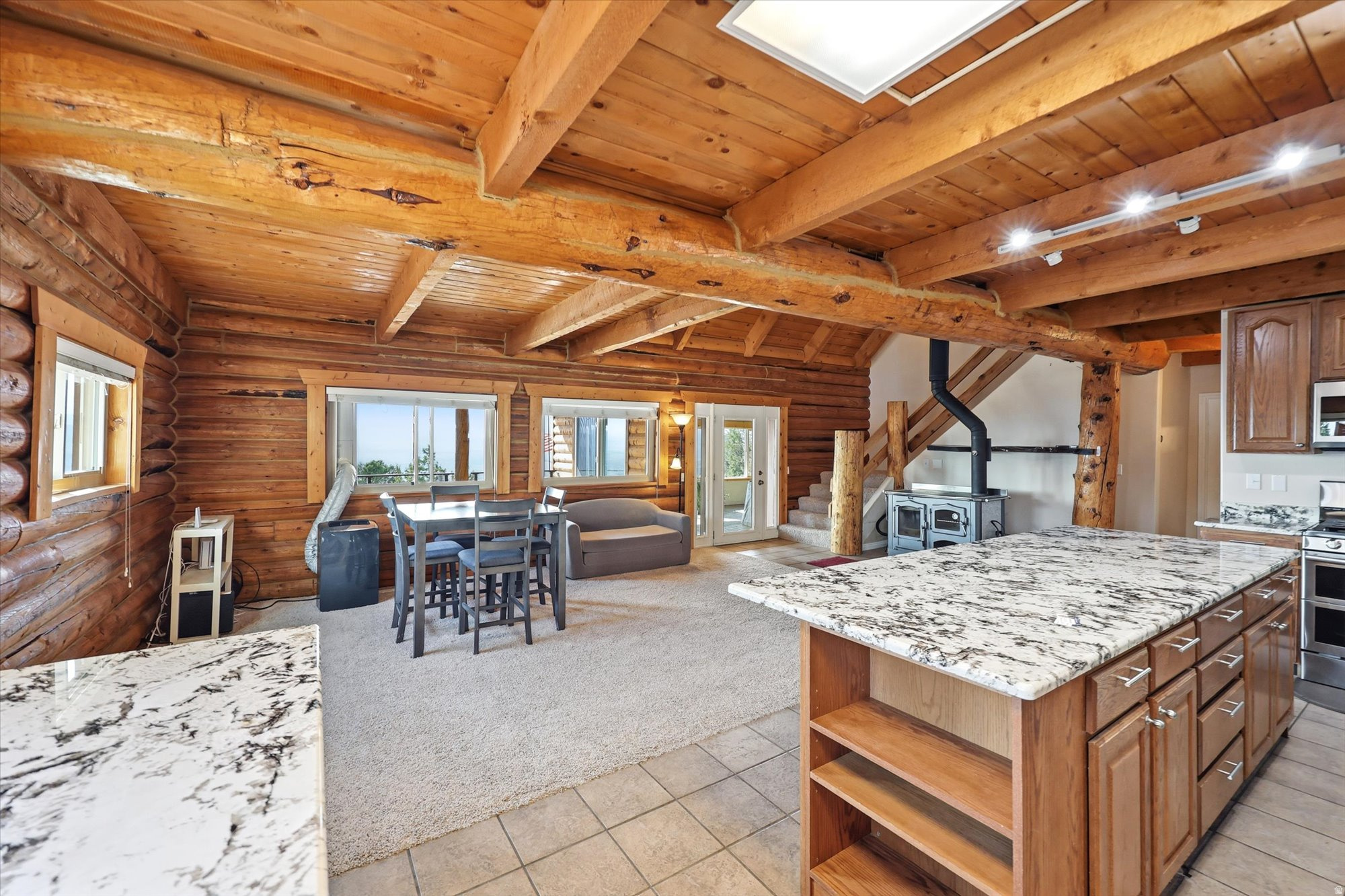 SKYLINE MOUNTAIN RESORT - Residential