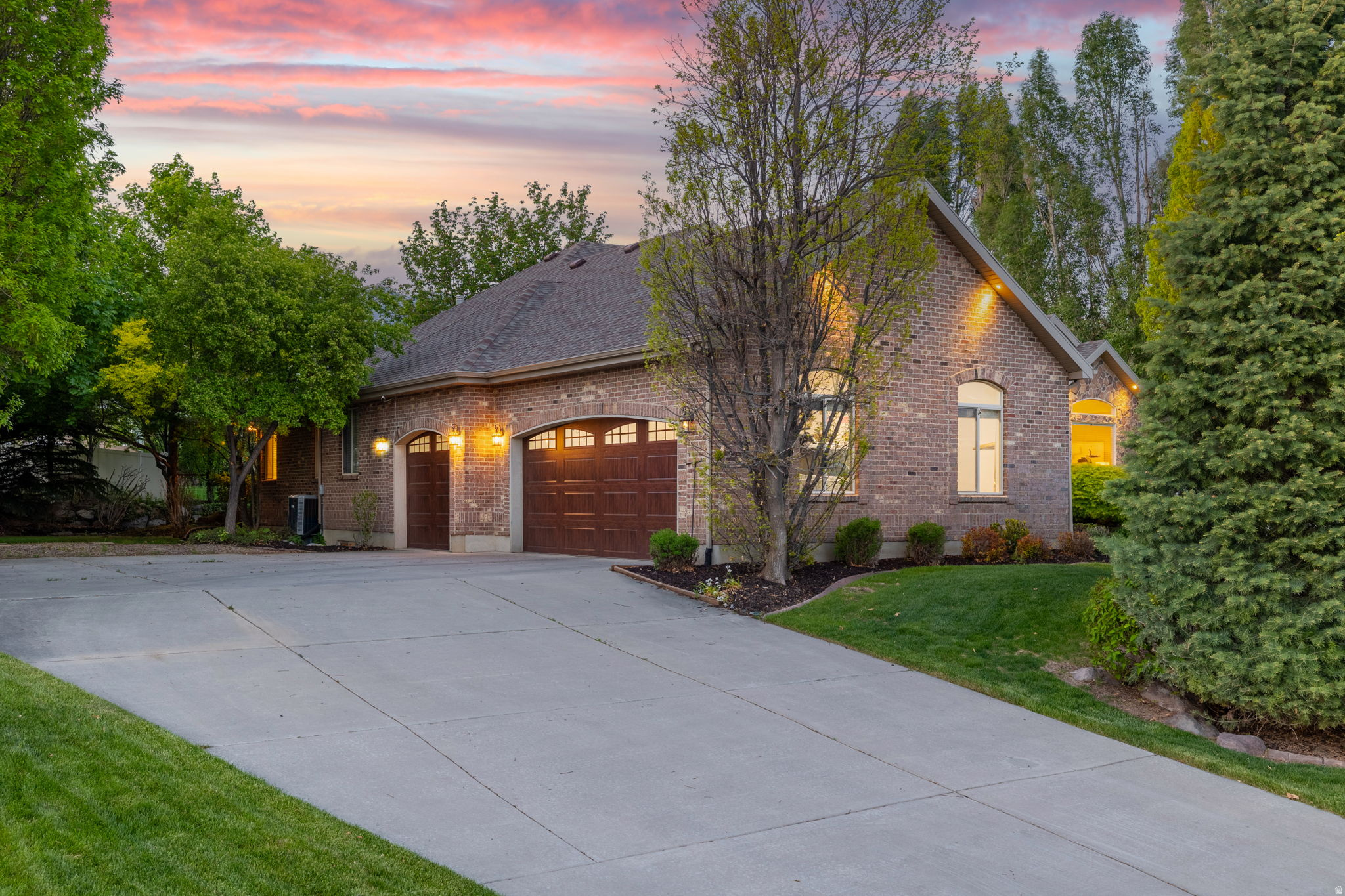 DRY CREEK BENCH - Residential