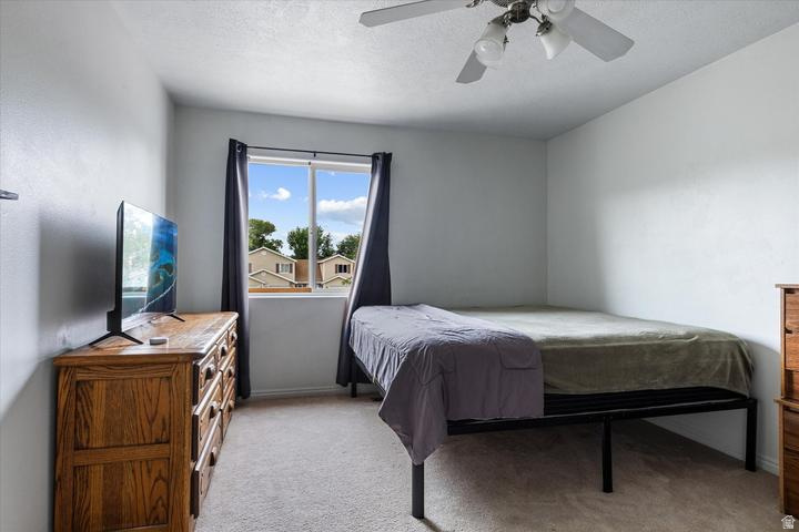 PECAN MEADOWS 4 - Residential