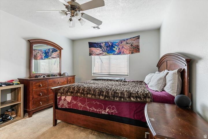 PECAN MEADOWS 4 - Residential