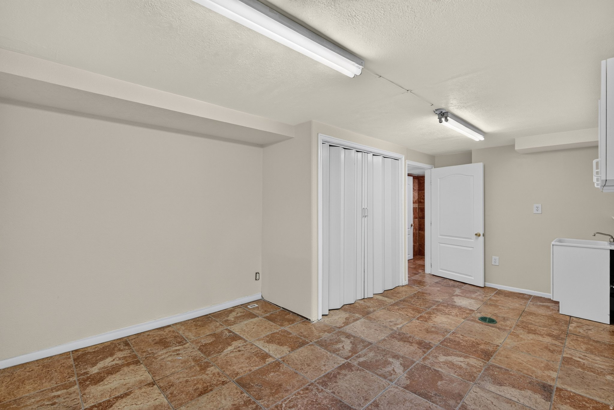 KAY CIRCLE SUB - Residential