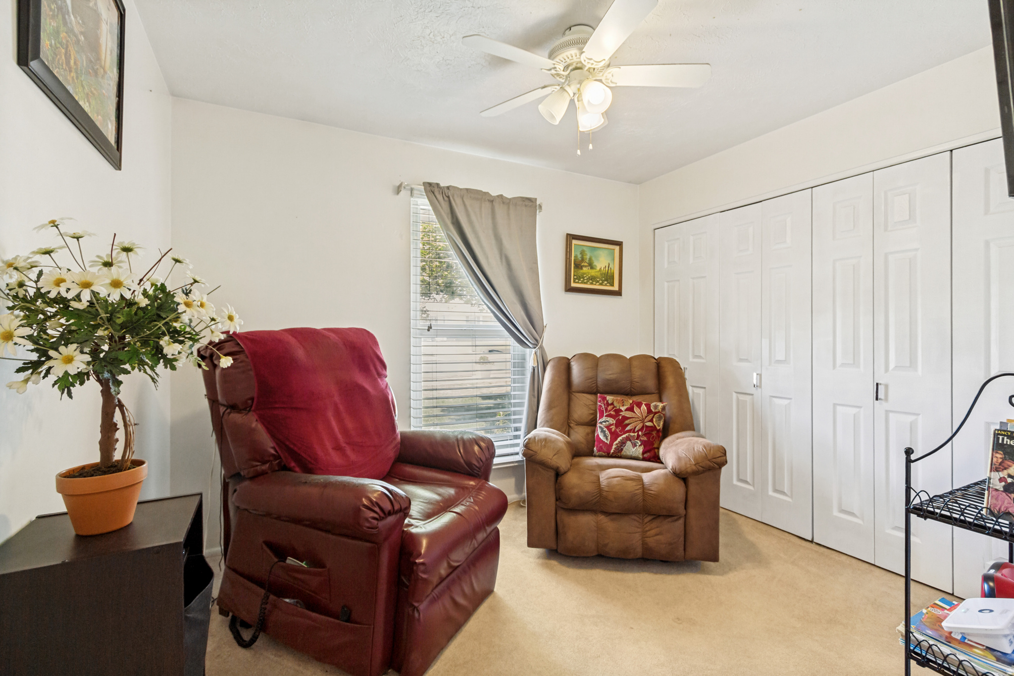 CHATTEL ESTATES - Residential