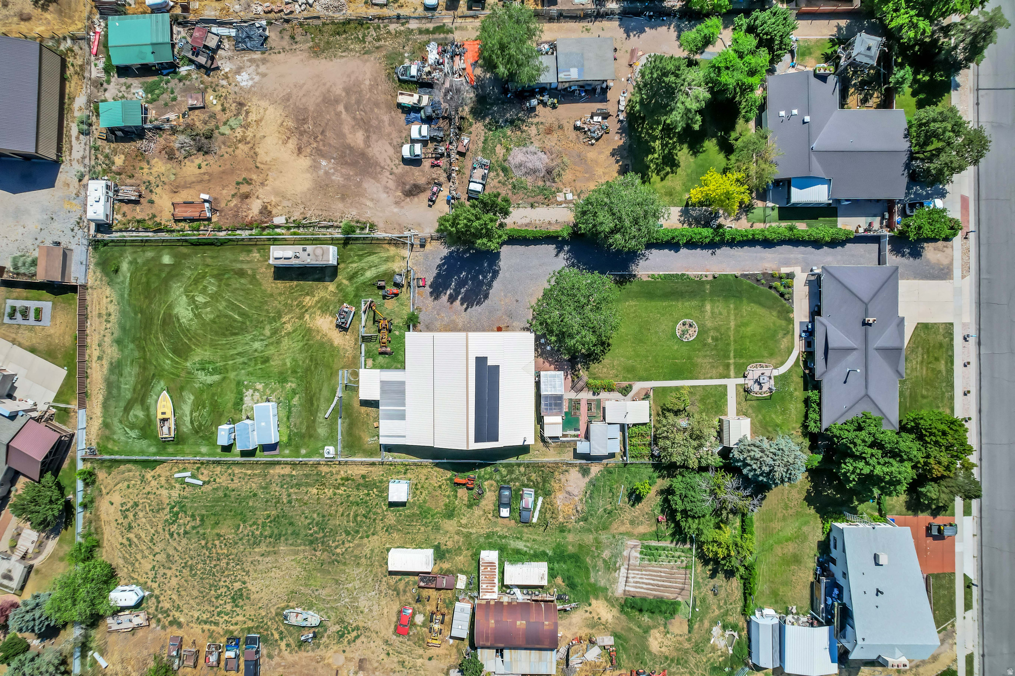 CHATTEL ESTATES - Residential