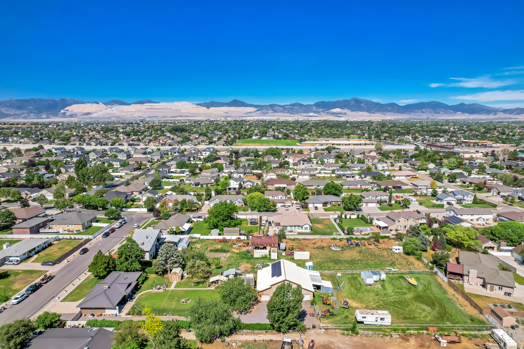 CHATTEL ESTATES - Residential